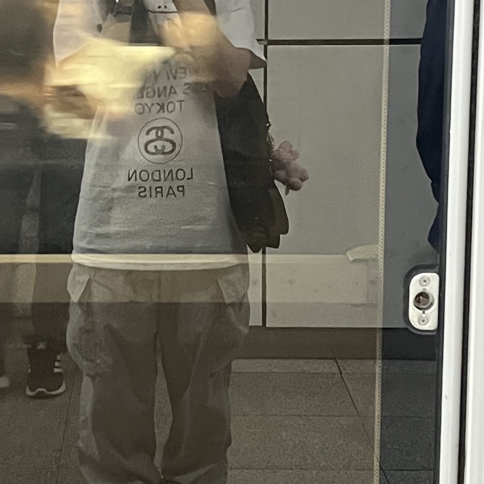 Stussy World Tour T-Shirt White 2023 착용 스타일