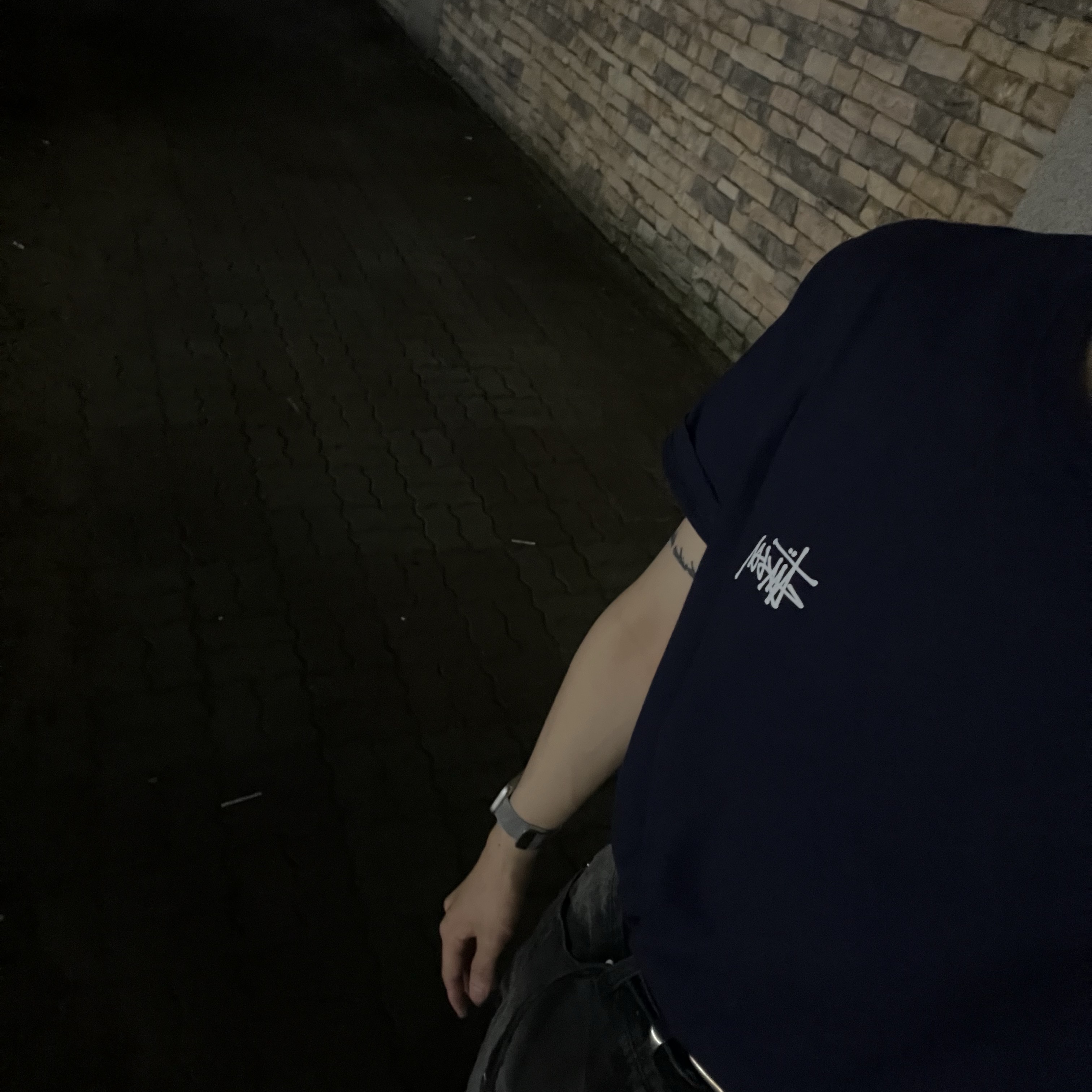 Stussy Basic Stussy T-Shirt Navy 2022, Our Legacy Belt 2cm Leather Black 착용 스타일 - 3