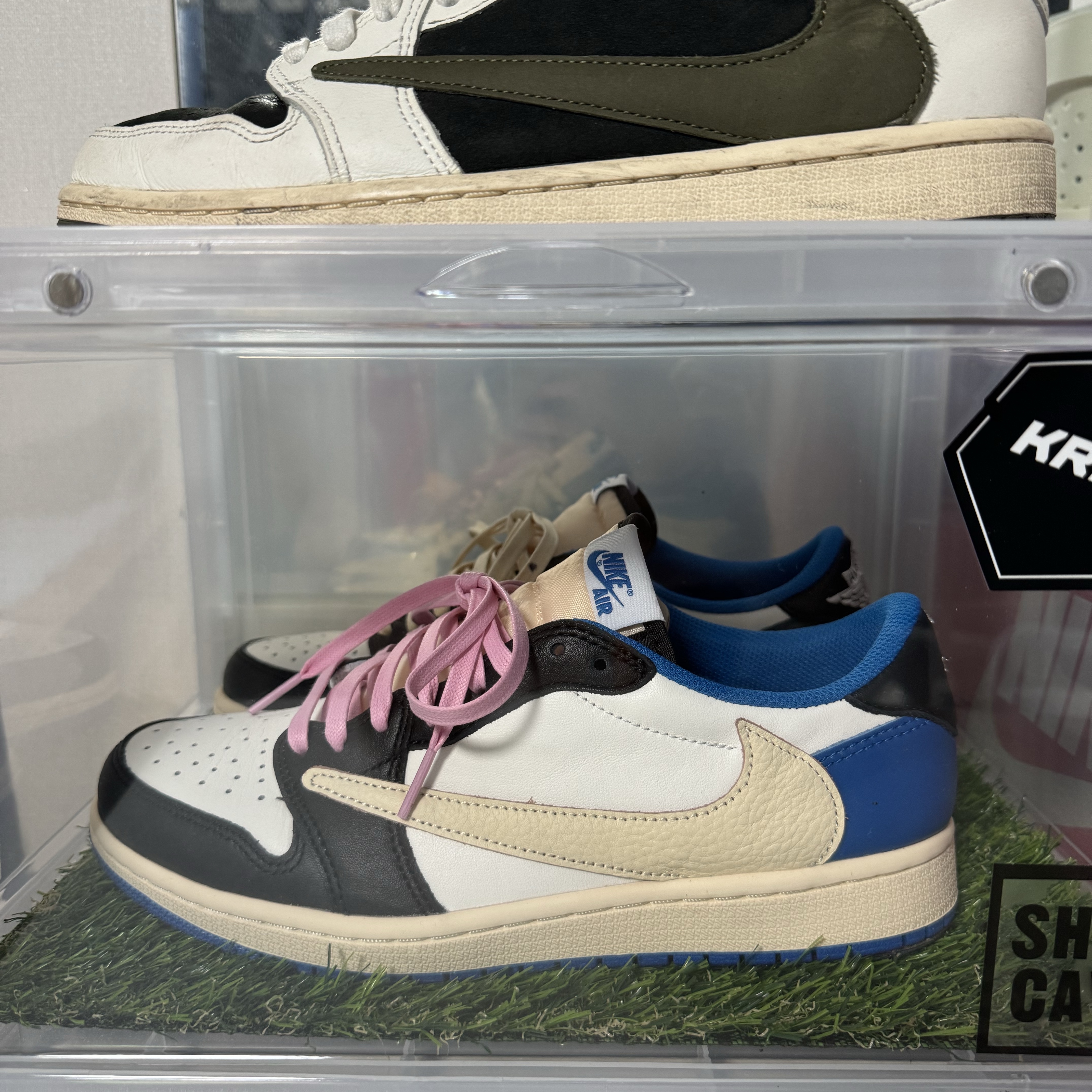 Jordan 1 x Travis Scott x Fragment Retro Low OG SP Military Blue 착용 스타일