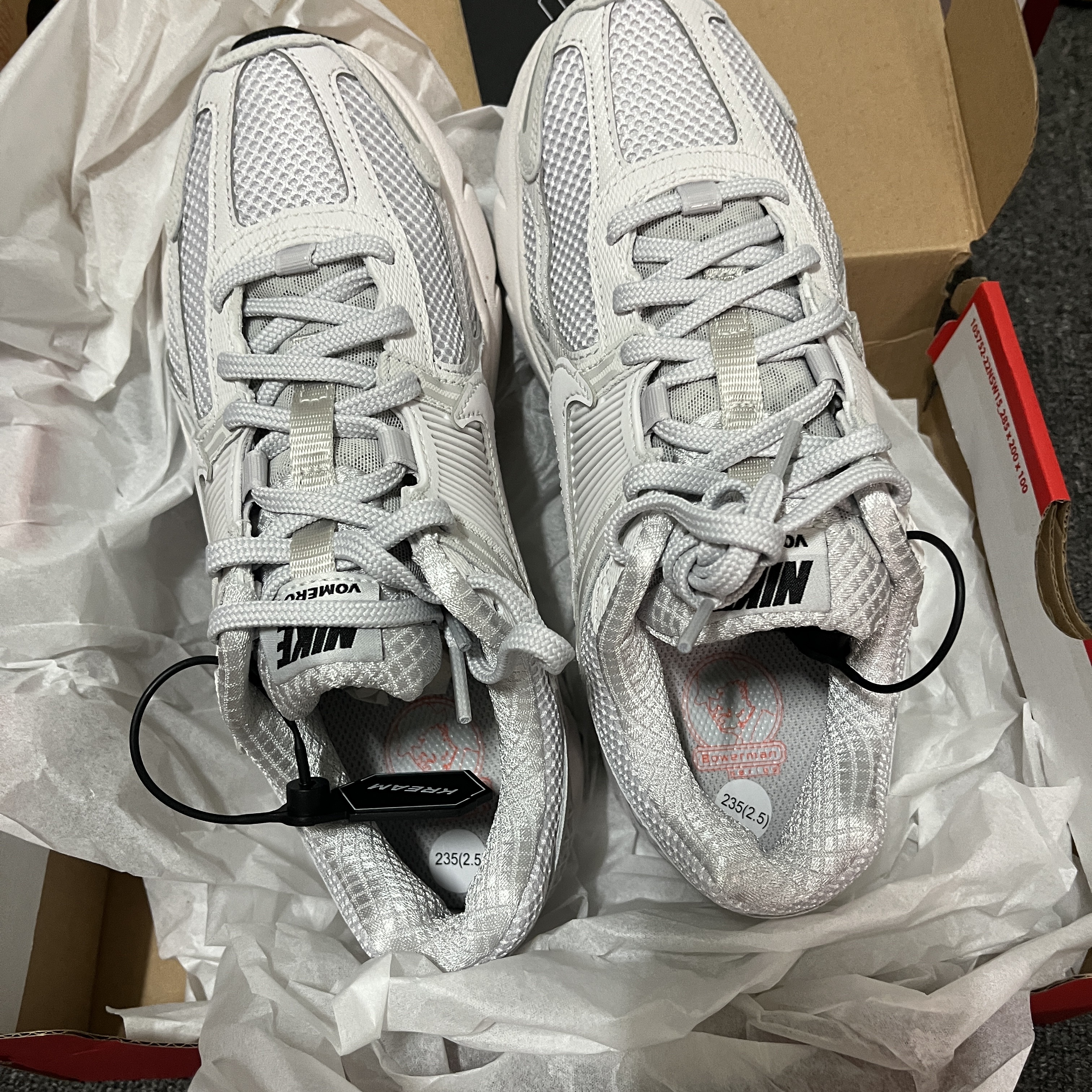 Nike Zoom Vomero 5 SP Vast Grey 2023 착용 스타일 - 1