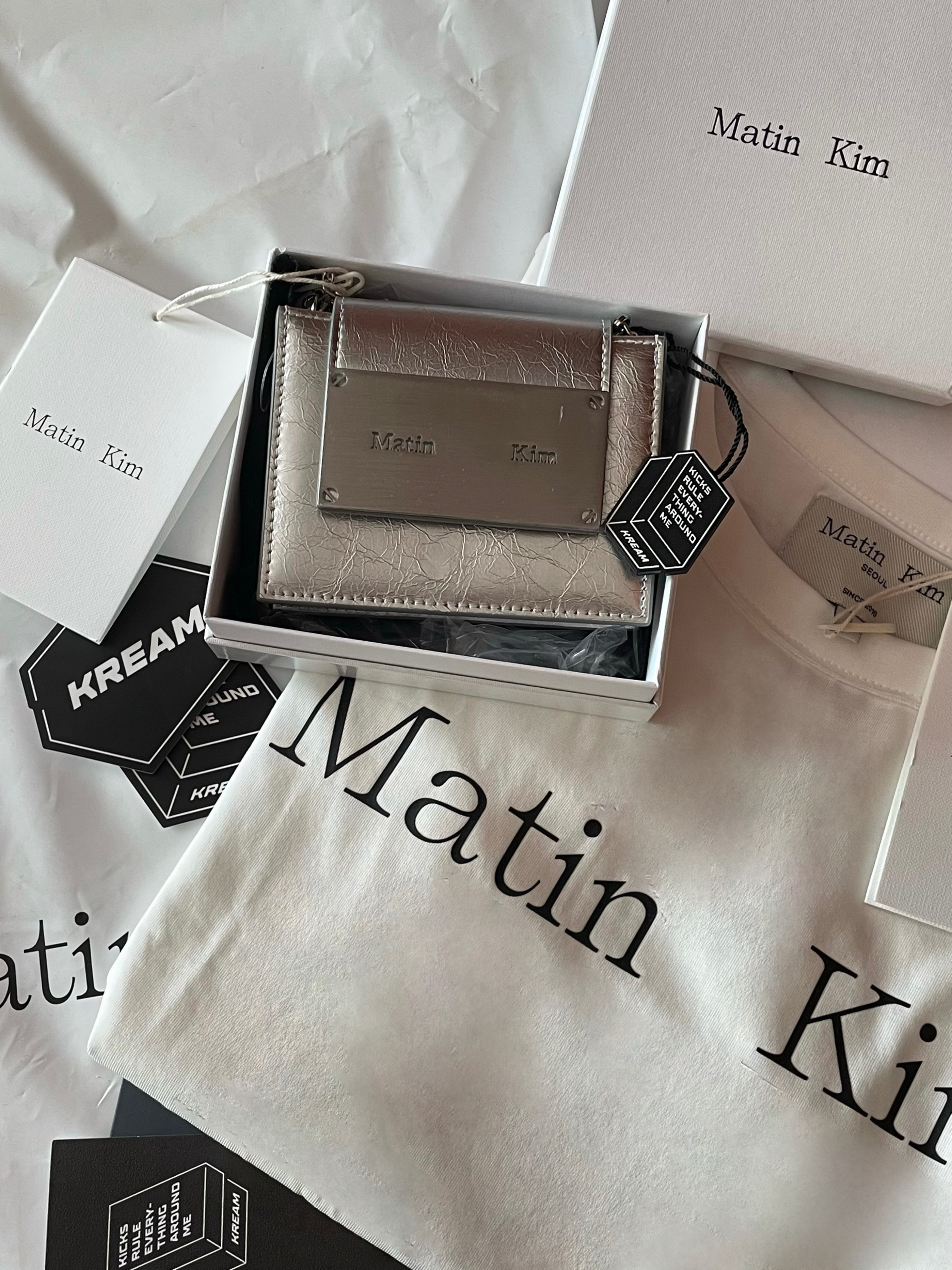 Matin Kim Accordion Mini Bag Silver, (W) Matin Kim Logo Crop Top White 착용 스타일 - 1