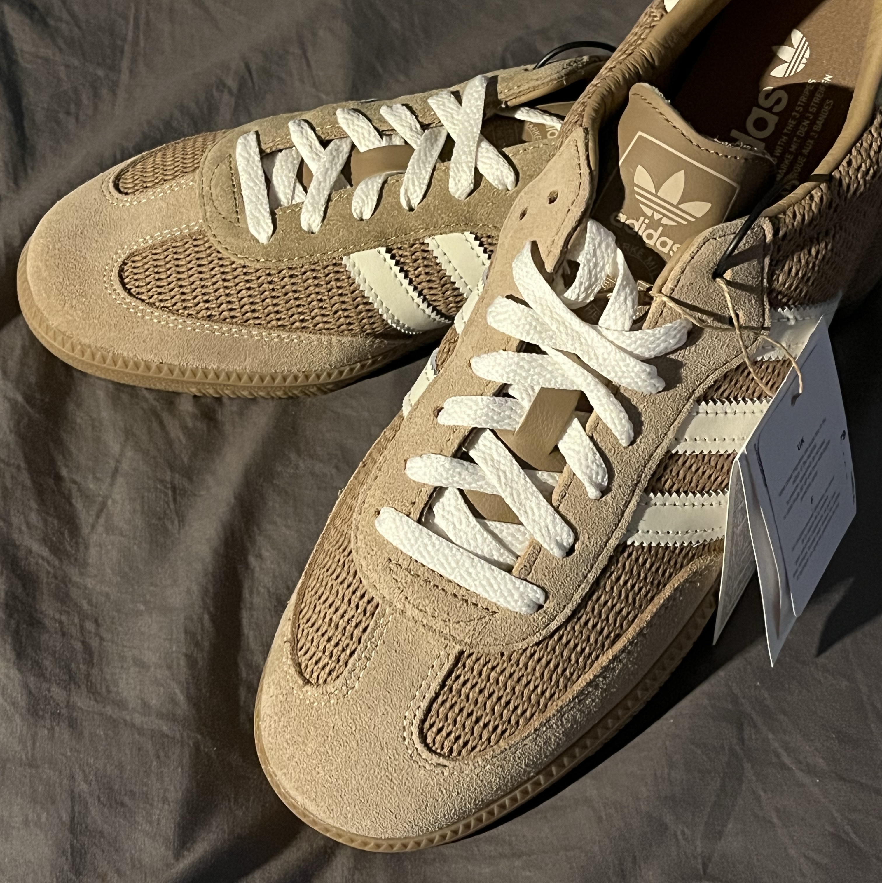 Adidas Samba OG Cardboard Chalk White 착용 스타일