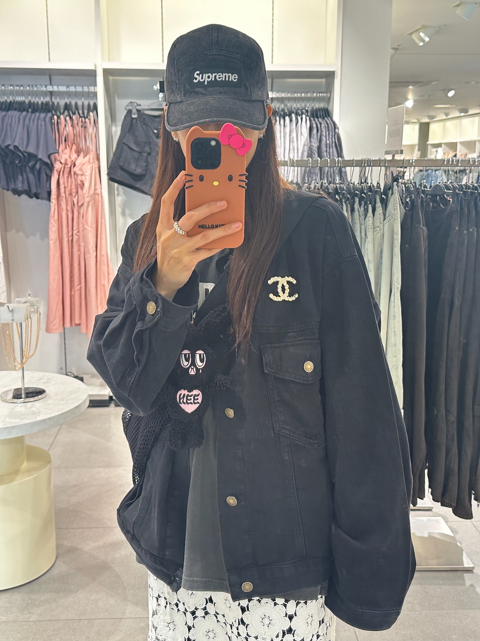 Supreme Denim Camp Cap Black - 24SS, Supreme Cracked Arc S/S Top Black - 24SS 착용 스타일 - 1
