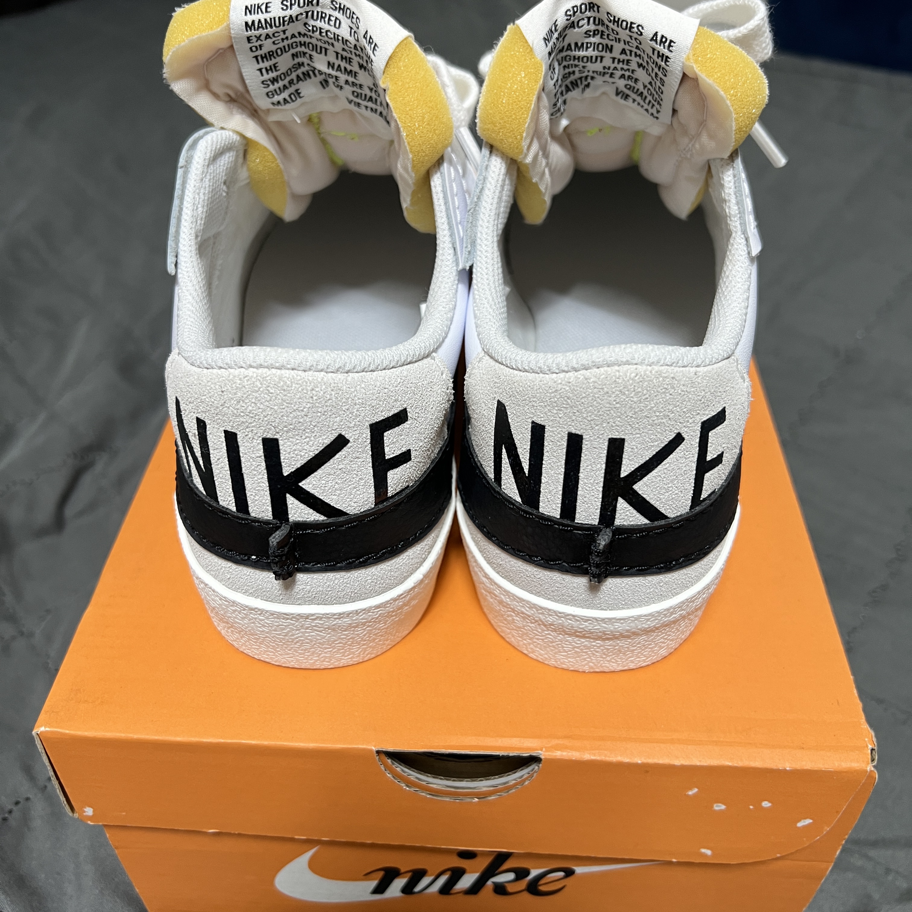 Nike Blazer Low '77 Jumbo White Black 착용 스타일 - 3