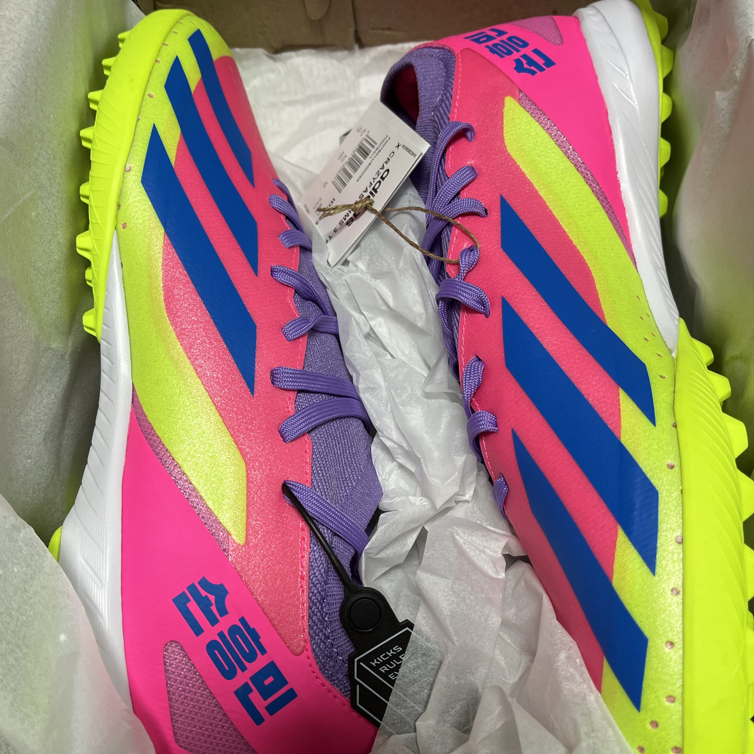Adidas X Crazyfast HMS.3 TF Lucid Lemon Lucid Pink 착용 스타일