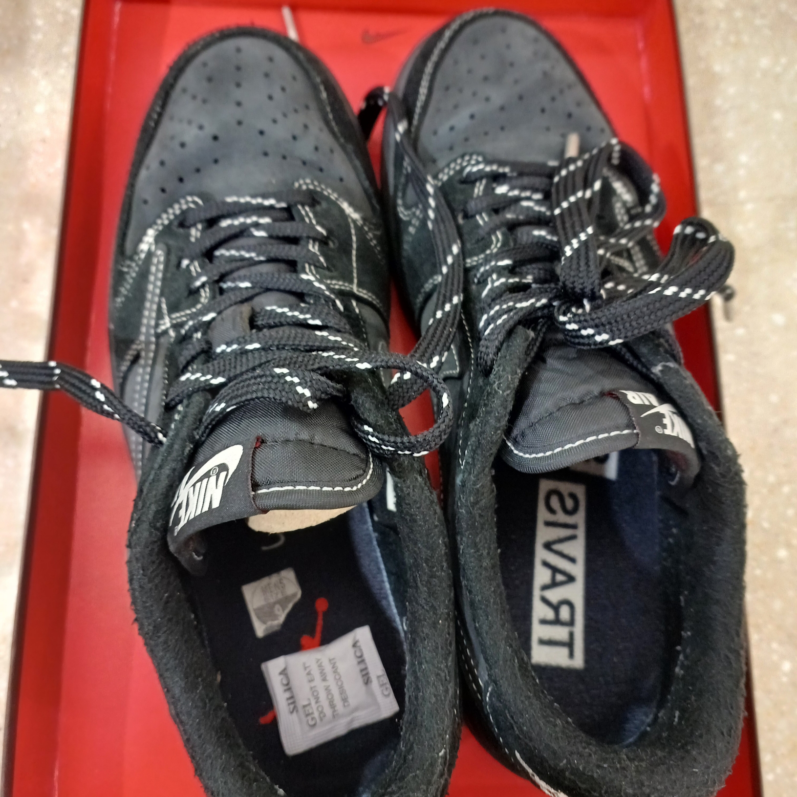 Jordan 1 x Travis Scott Retro Low OG SP Black Phantom 착용 스타일