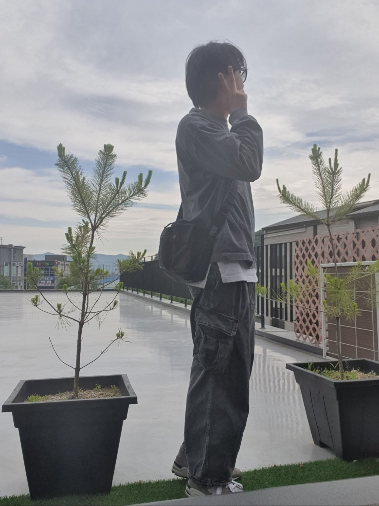 Polyteru Human Index Human Regular 1/2 T-Shirt Dyed Blue, Polyteru Human Index Index Sweatpants Charcoal 착용 스타일 - 1