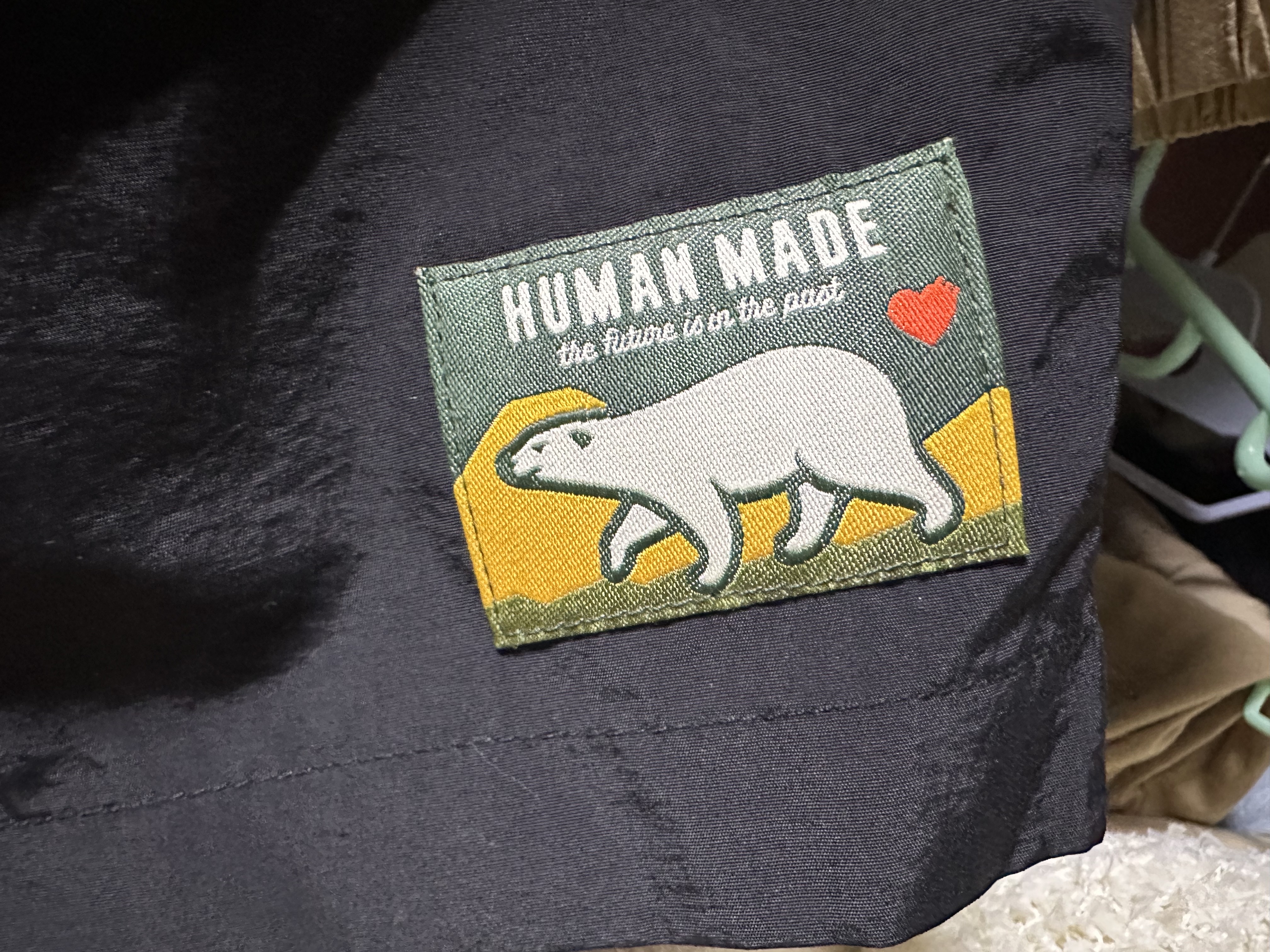 Human Made Nylon Shorts Black 착용 스타일 - 2