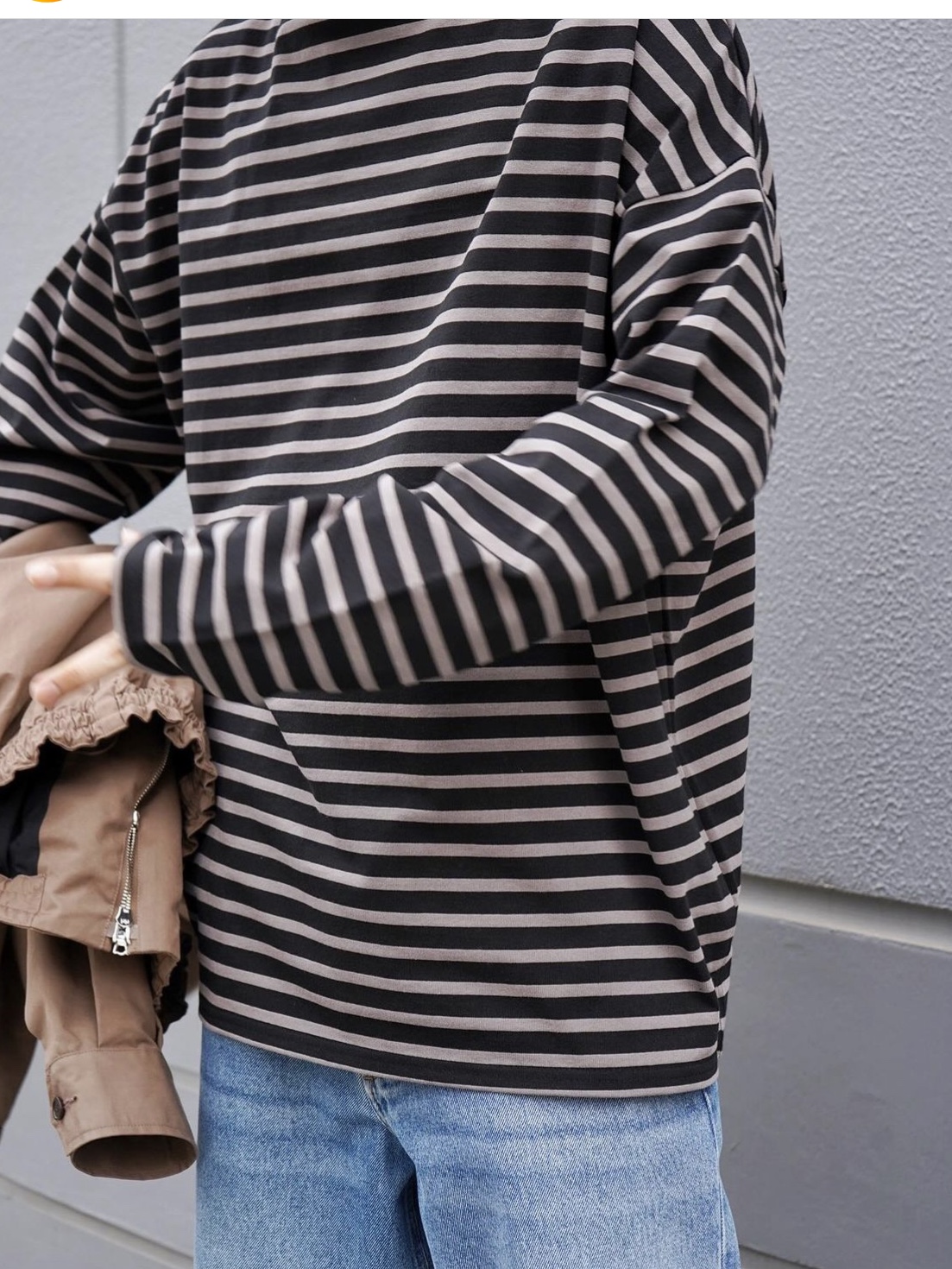 Marka Basque Shirt Black Grey 착용 스타일 - 2