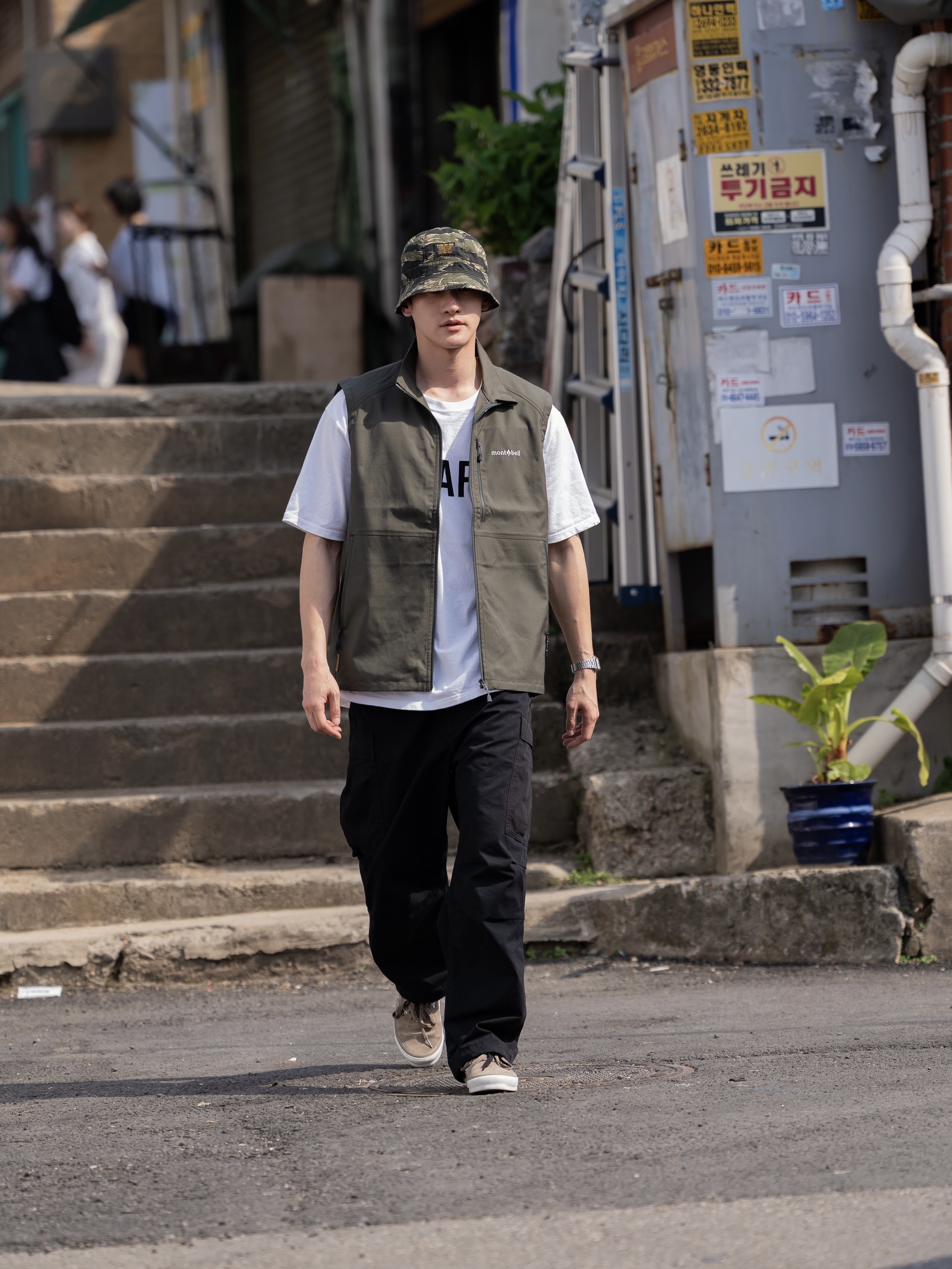 Vans Vault x WTAPS OG Era LX Bones Coyote 착용 스타일 - 5