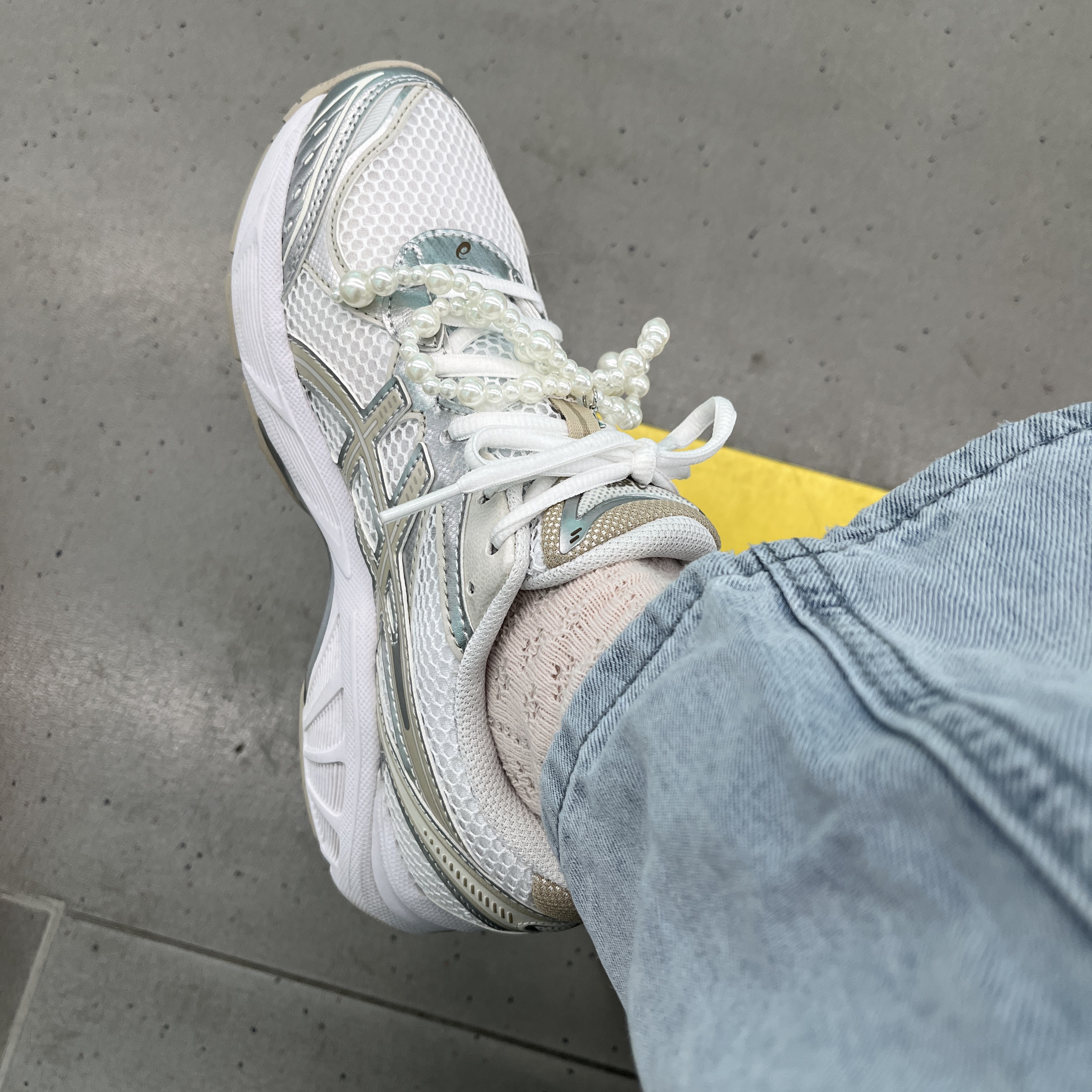 Asics GT-2160 White Putty 착용 스타일