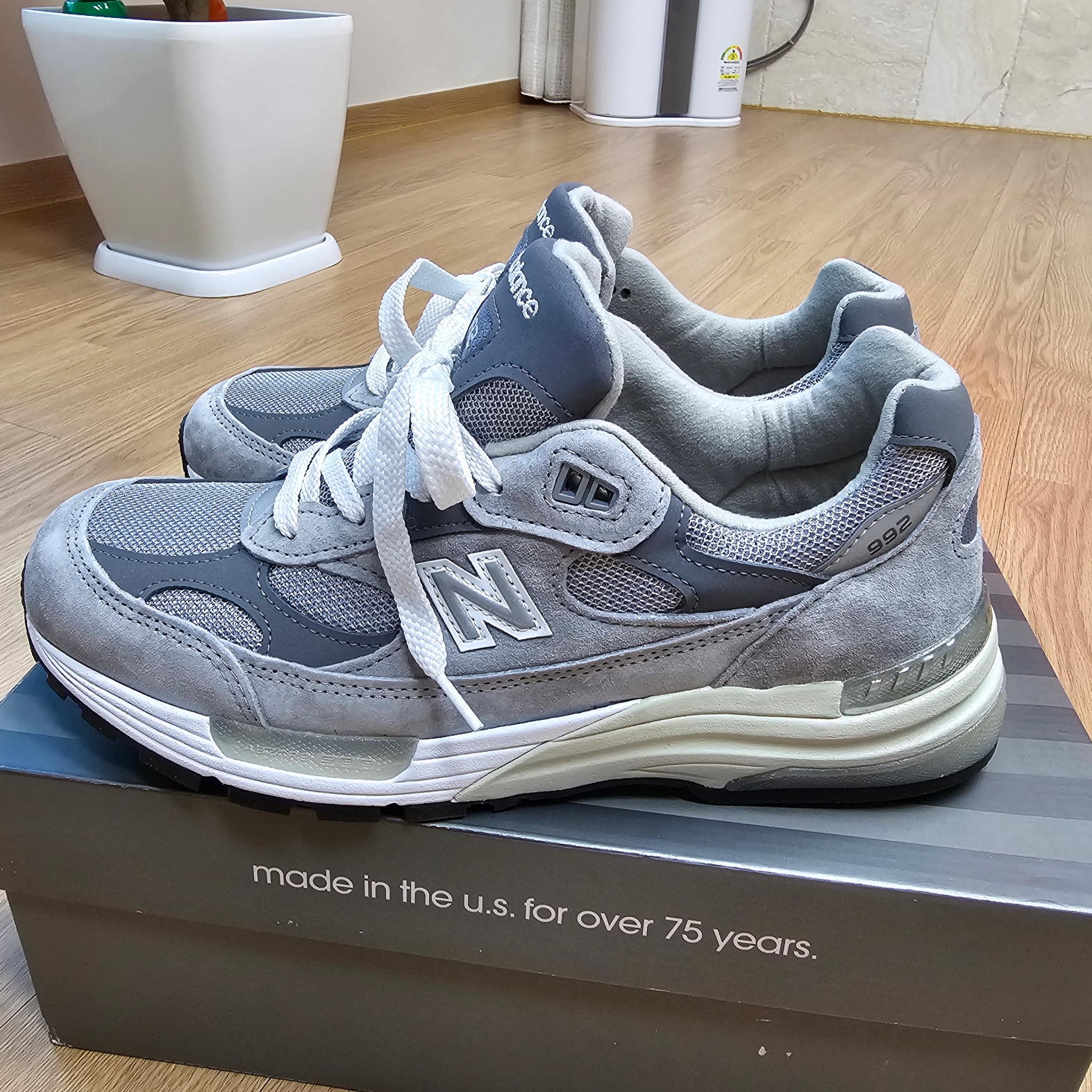 New Balance 992 Made in USA Grey - D Standard 착용 스타일 - 2