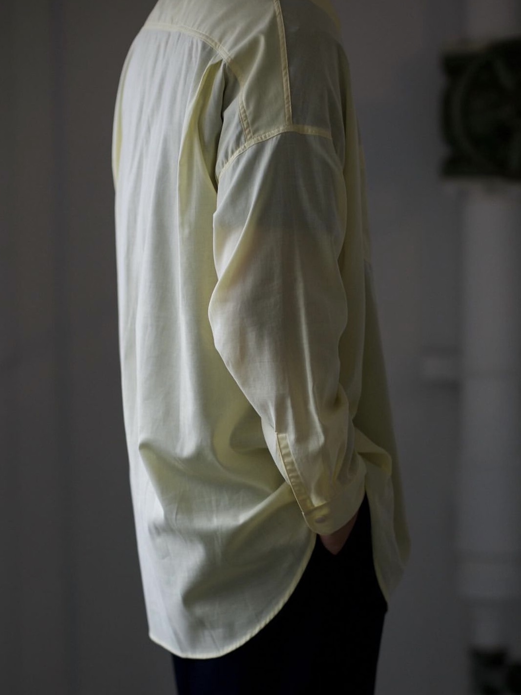 Markaware Tent Long Shirt Yellow 착용 스타일 - 3