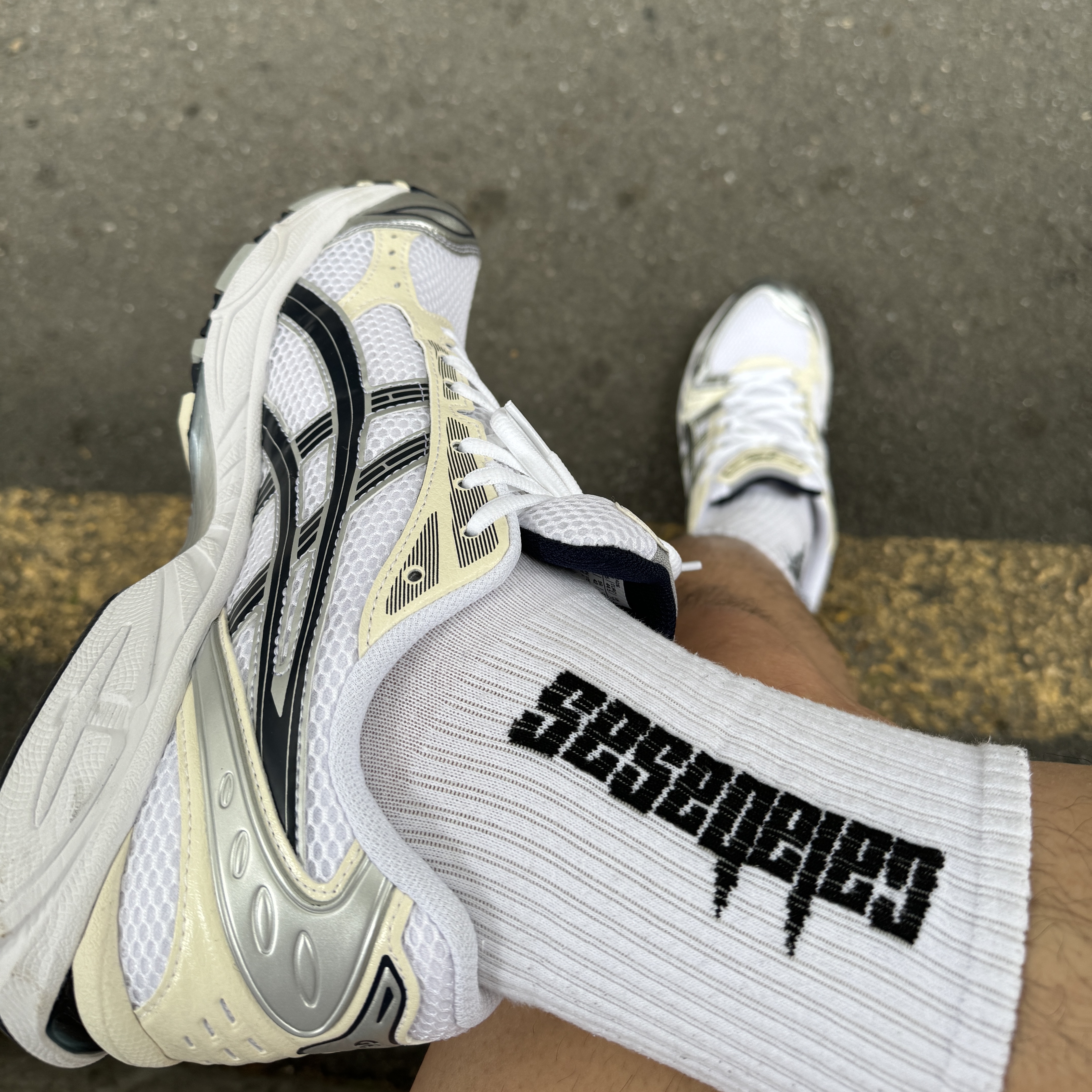 (W) Asics Gel-Kayano 14 White Midnight 착용 스타일