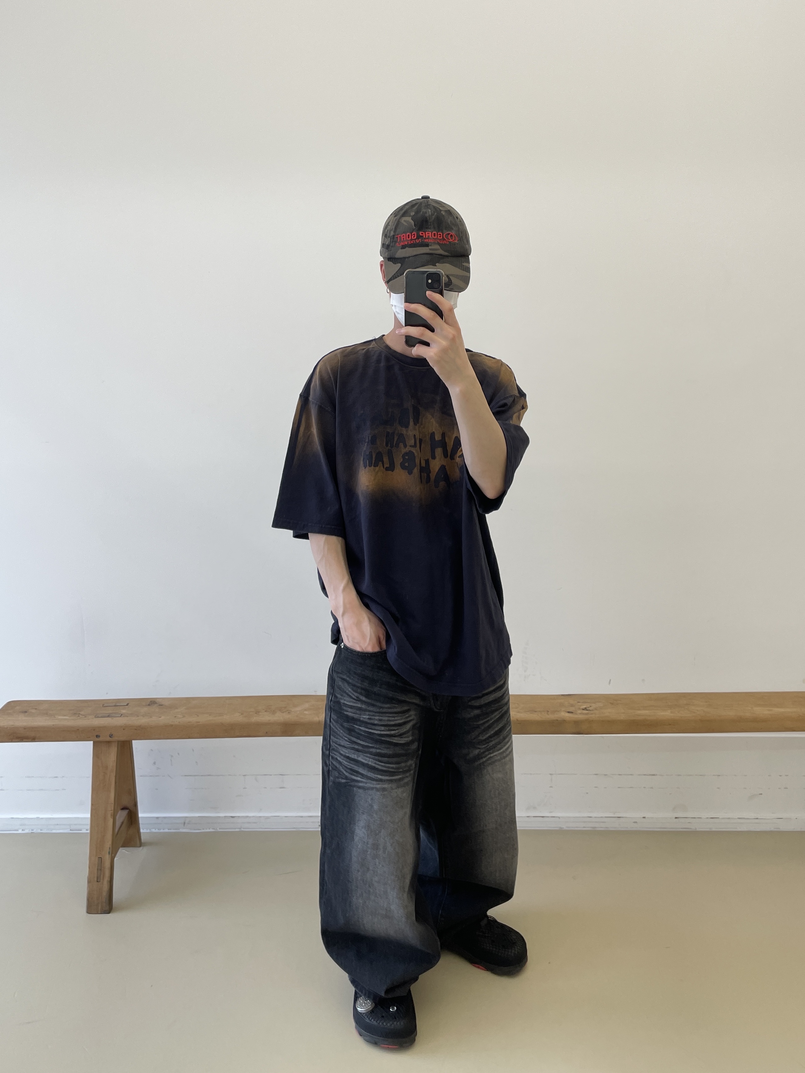 Crocs x Staple Classic All Terrain Clog Black 착용 스타일