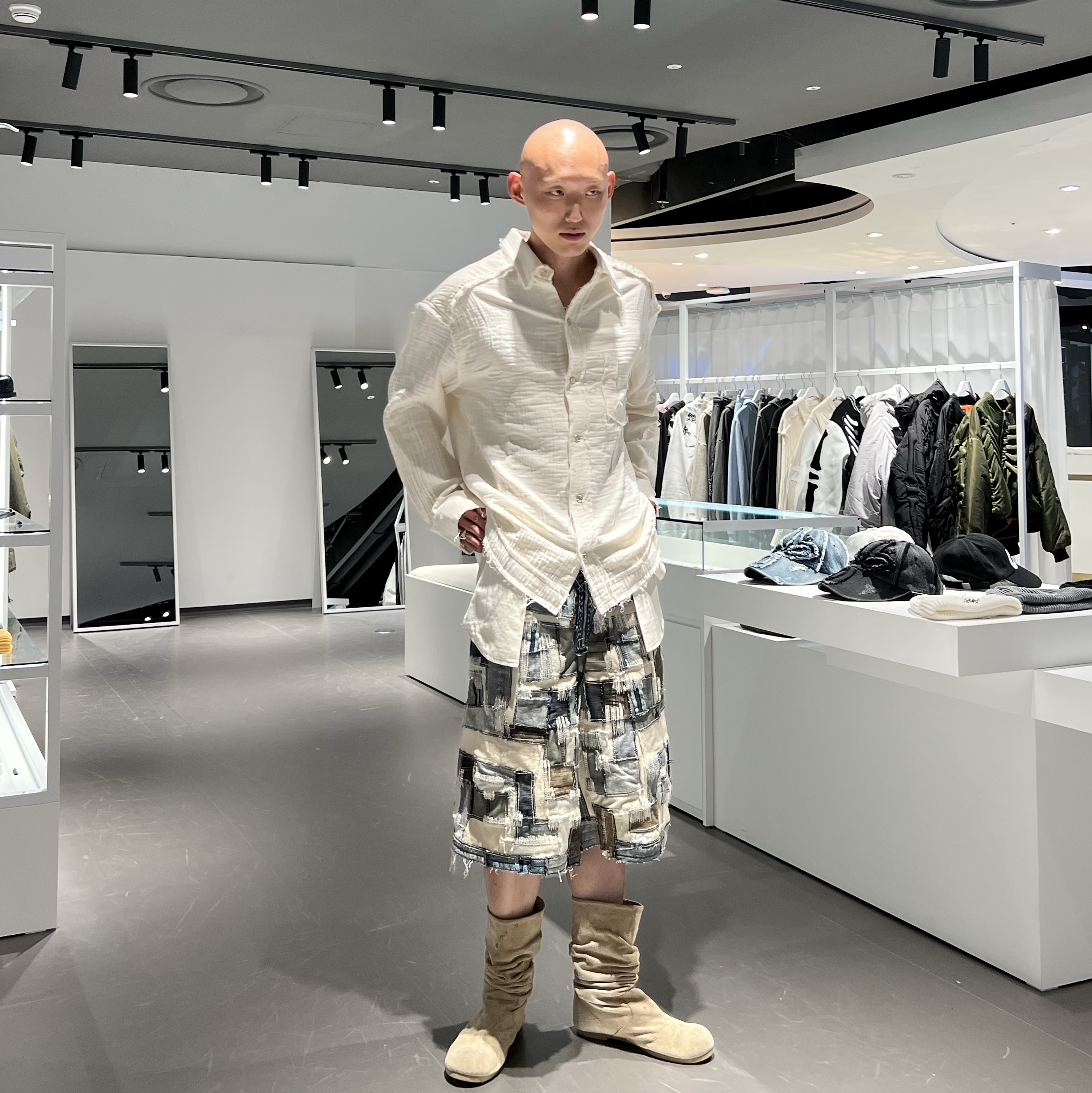 Surgery Yoonseul Long Length Double Jeans Flame, Surgery Destroyed Gauze Shirts Ivory 착용 스타일 - 3