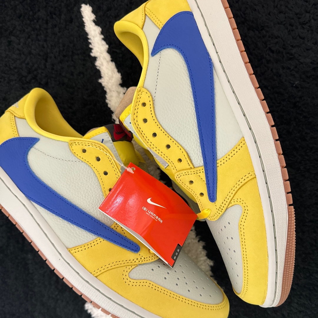 (W) Jordan 1 x Travis Scott Retro Low OG SP Canary 착용 스타일