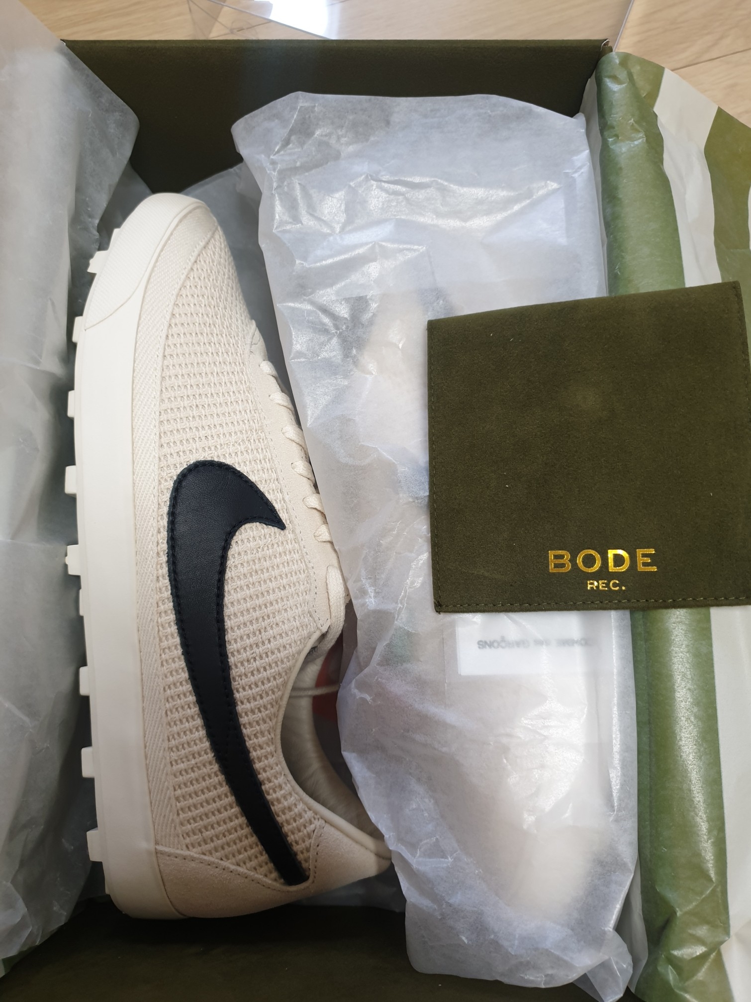 Nike x Bode Astrograbber SP Light Cream and Black 착용 스타일 - 1