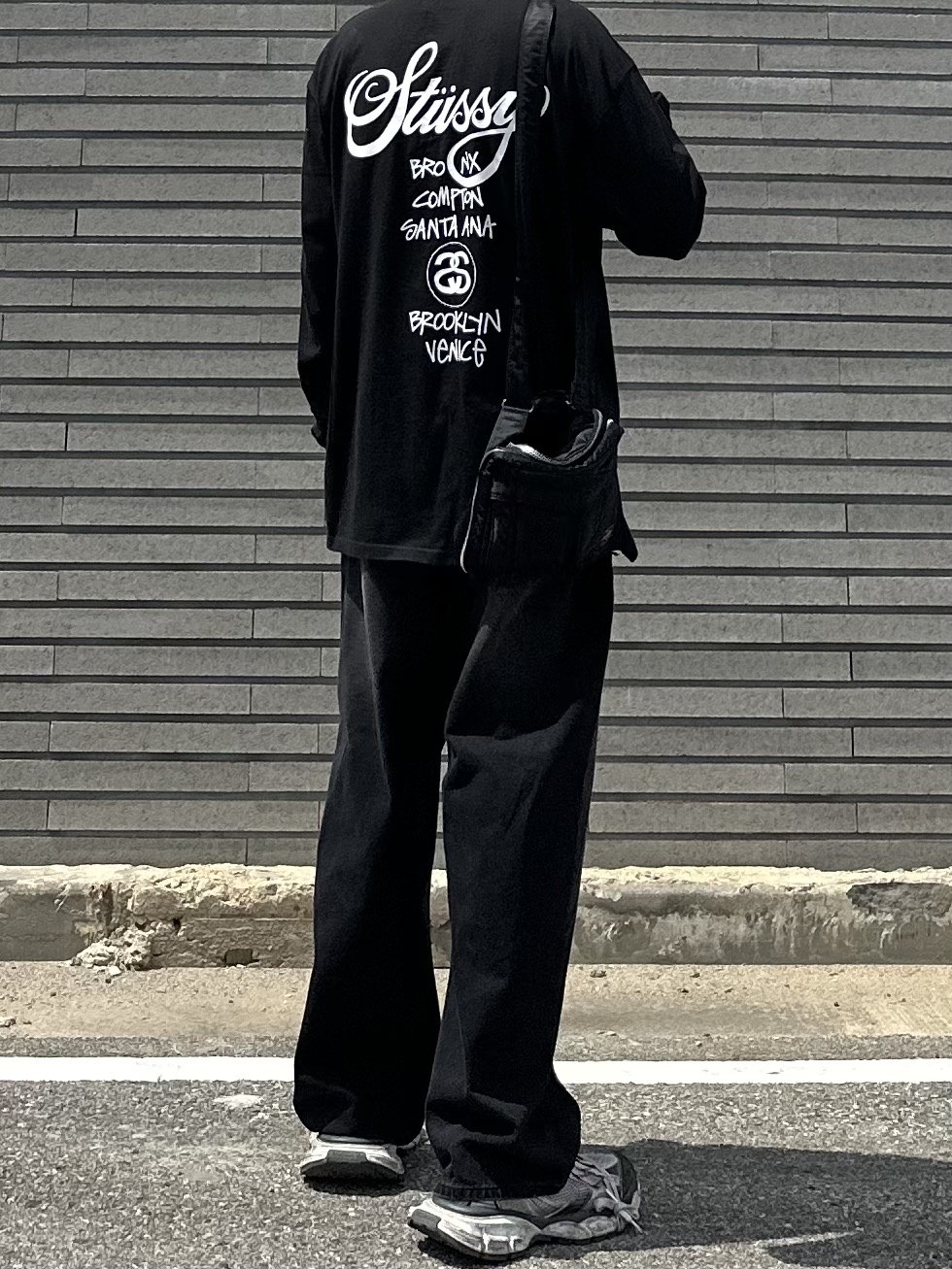 Stussy World Tour LS T-Shirt Black 2024, Balenciaga 3XL Sneakers Grey White Red 착용 스타일 - 3