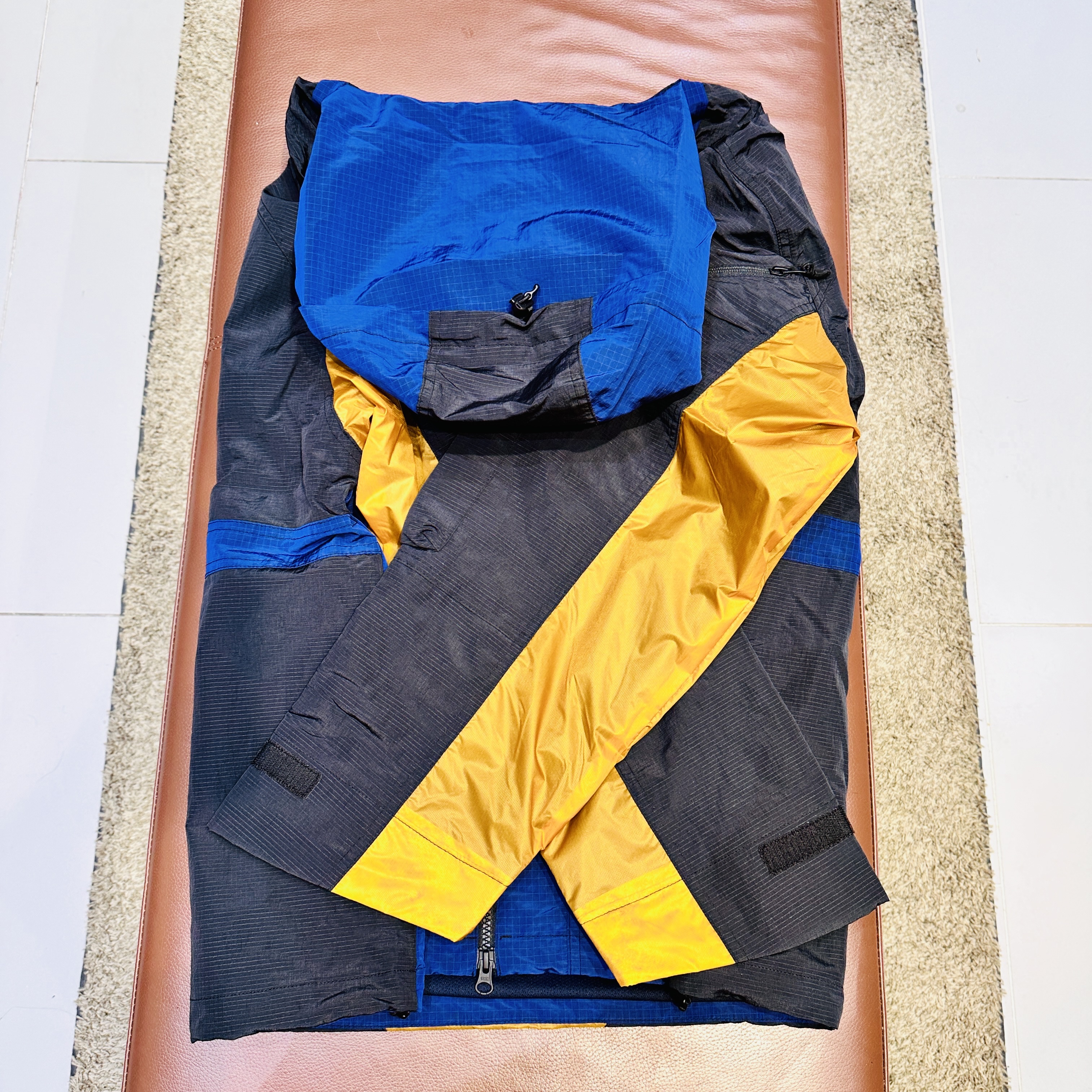 Undermycar Gunk Gashutein 6 Vintage Color Block Windbreaker Azure Blue - 24SS 착용 스타일 - 2