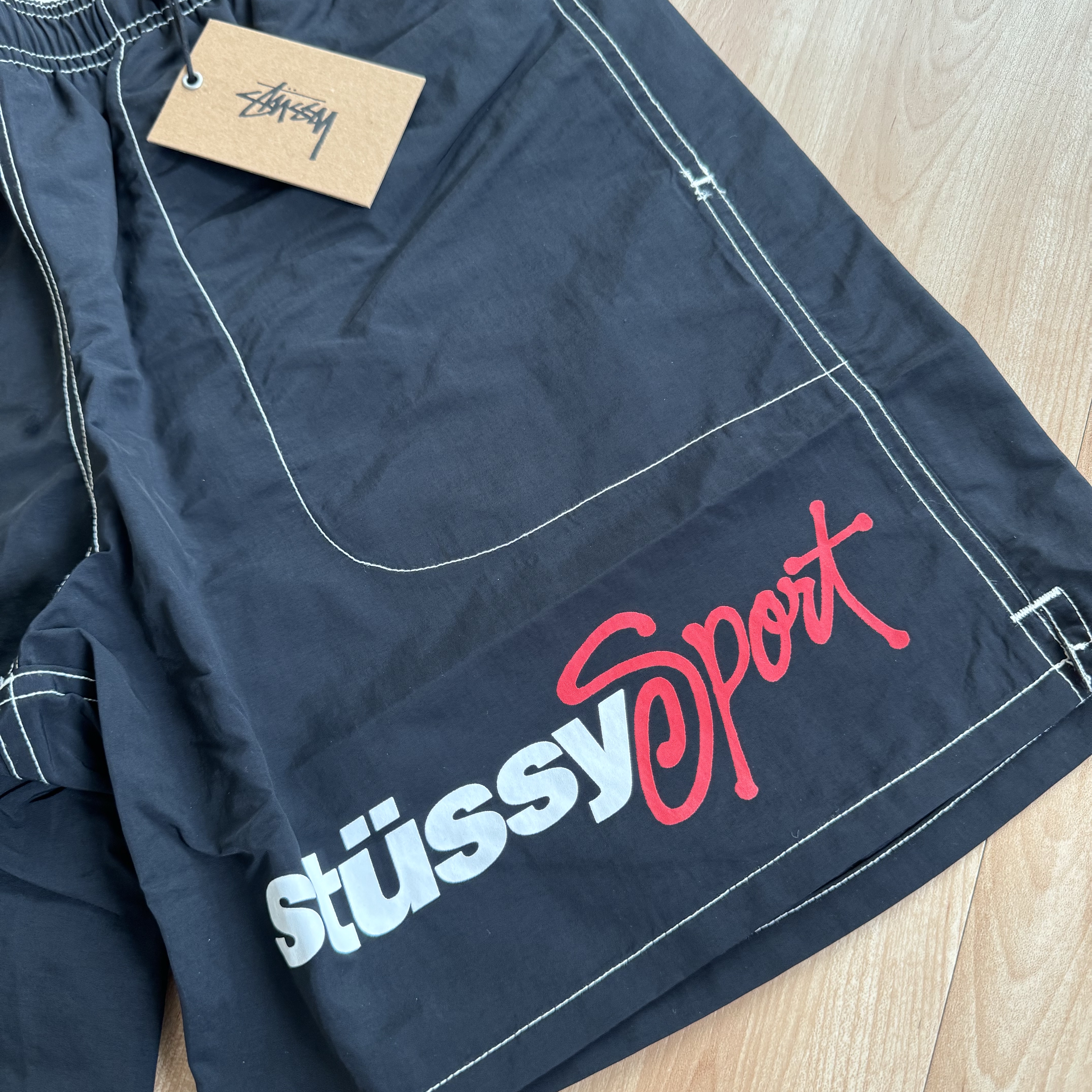 Stussy Sport Water Shorts Black 착용 스타일 - 2