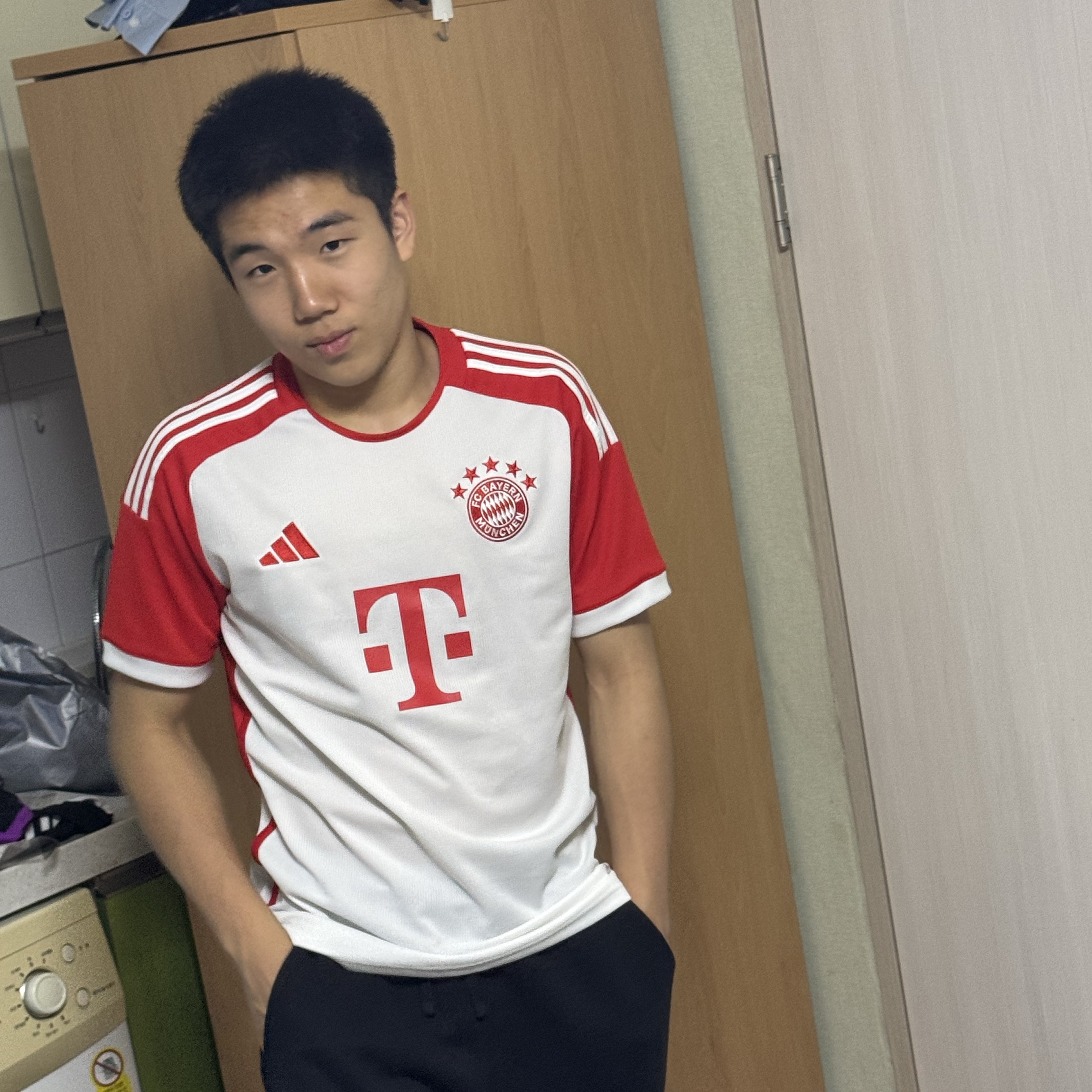 Adidas Bayern Munchen 2023/24 Home Jersey White Red - KR Sizing (Non Marking Ver.) 착용 스타일
