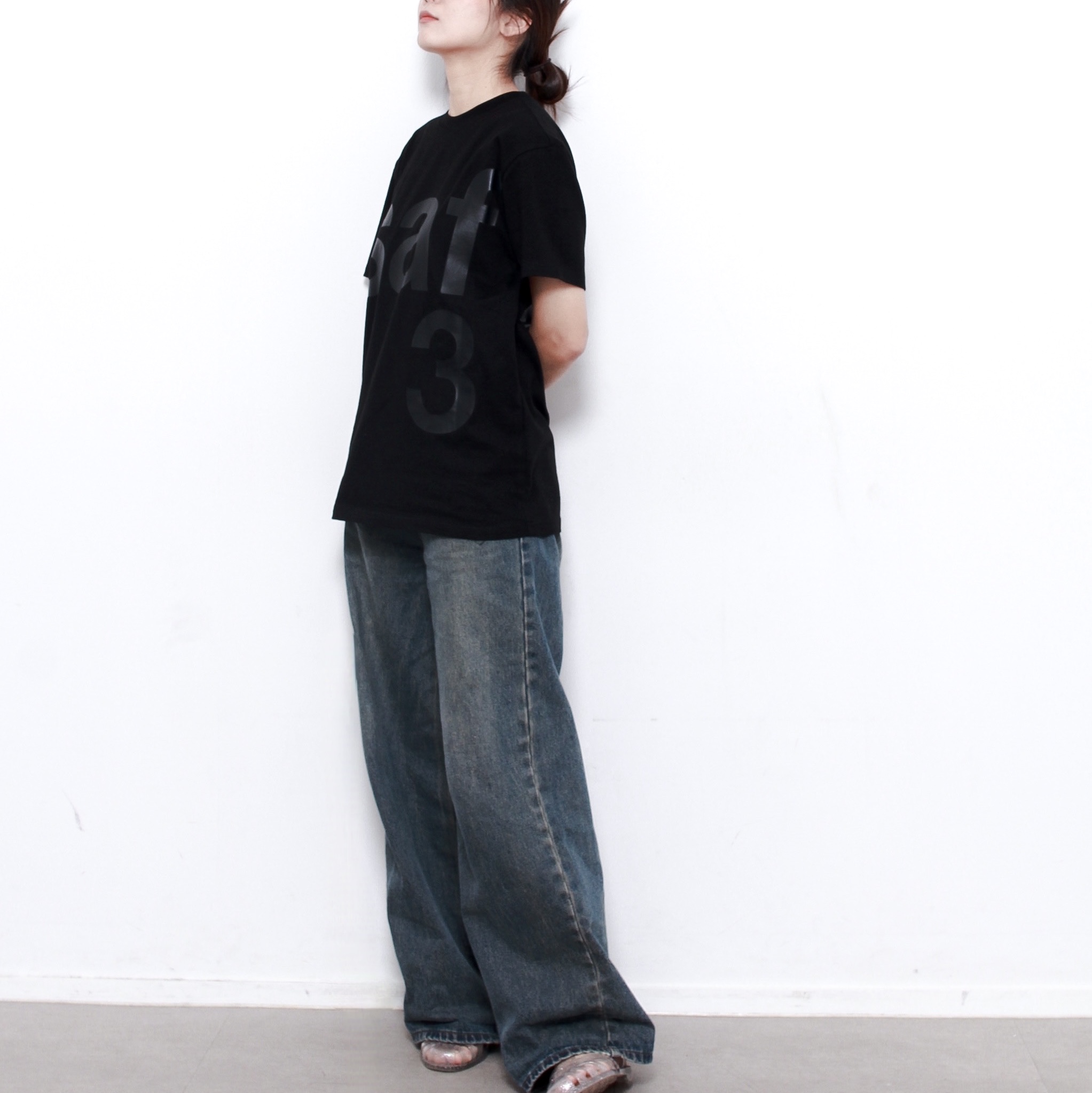 [예약 배송][KREAM 단독] Safarispot Basic Safari T-Shirt Black 착용 스타일