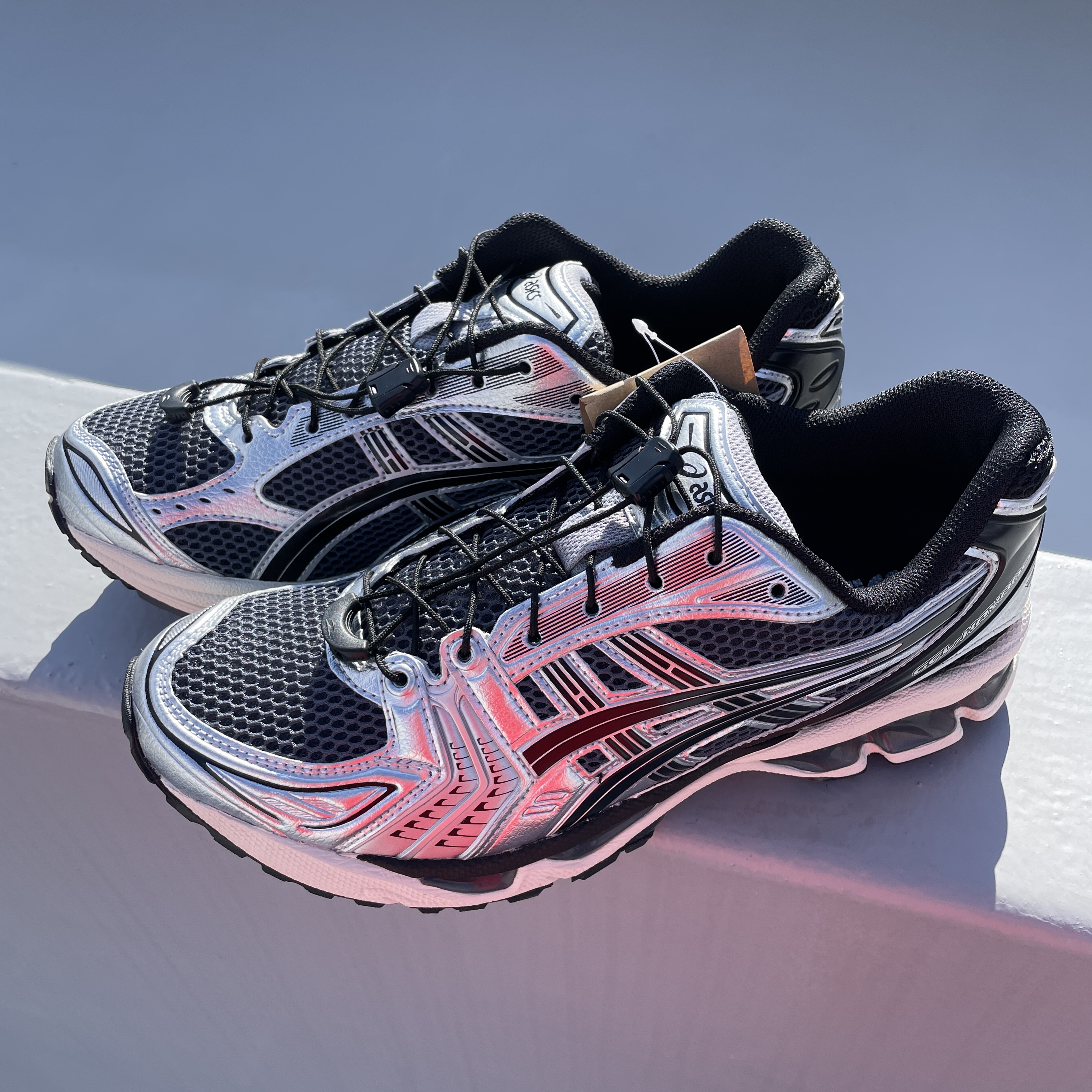 Asics Unlimited Gel-Kayano 14 Carrier Grey Black 착용 스타일 - 2