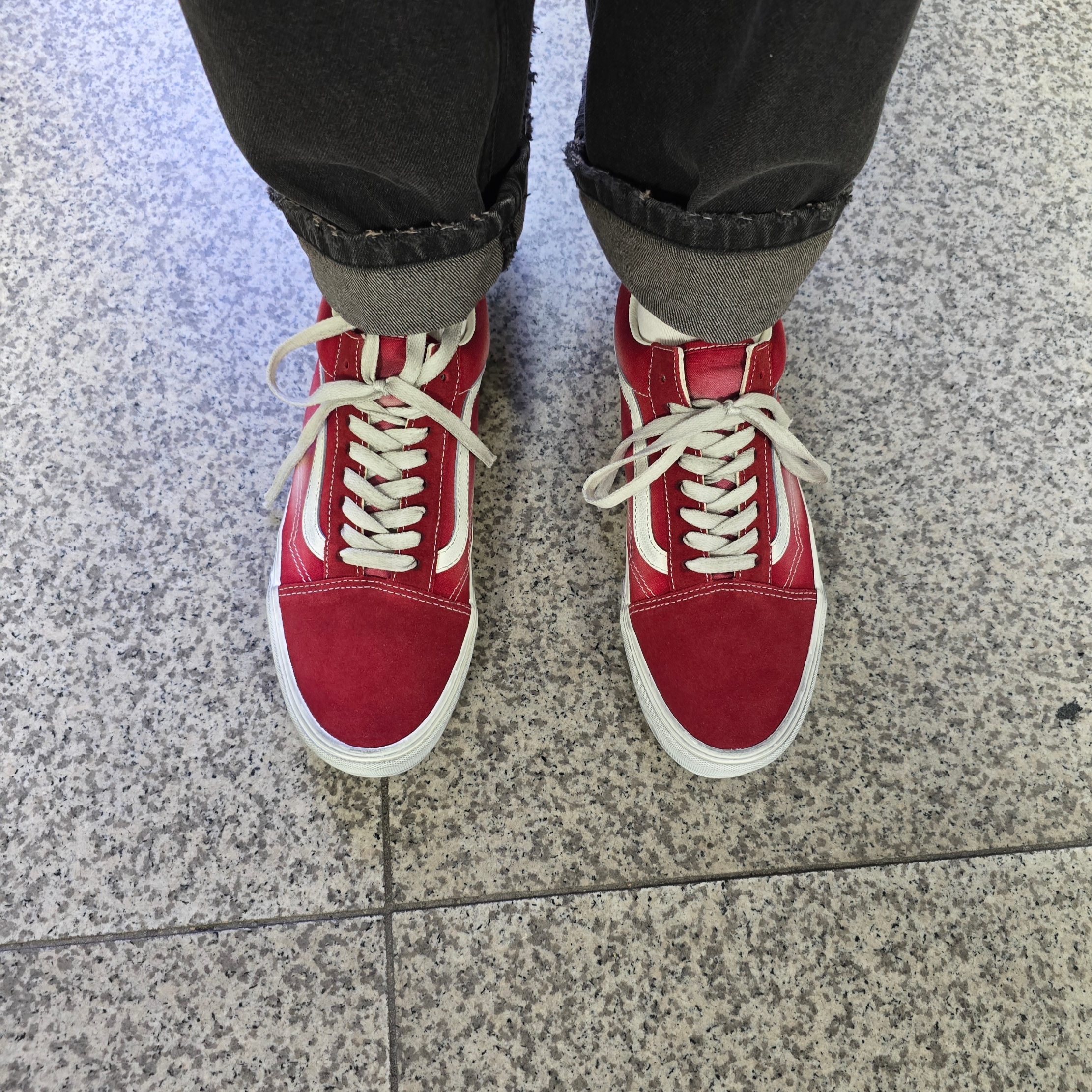 Vans Old Skool Wave Washed Red 착용 스타일