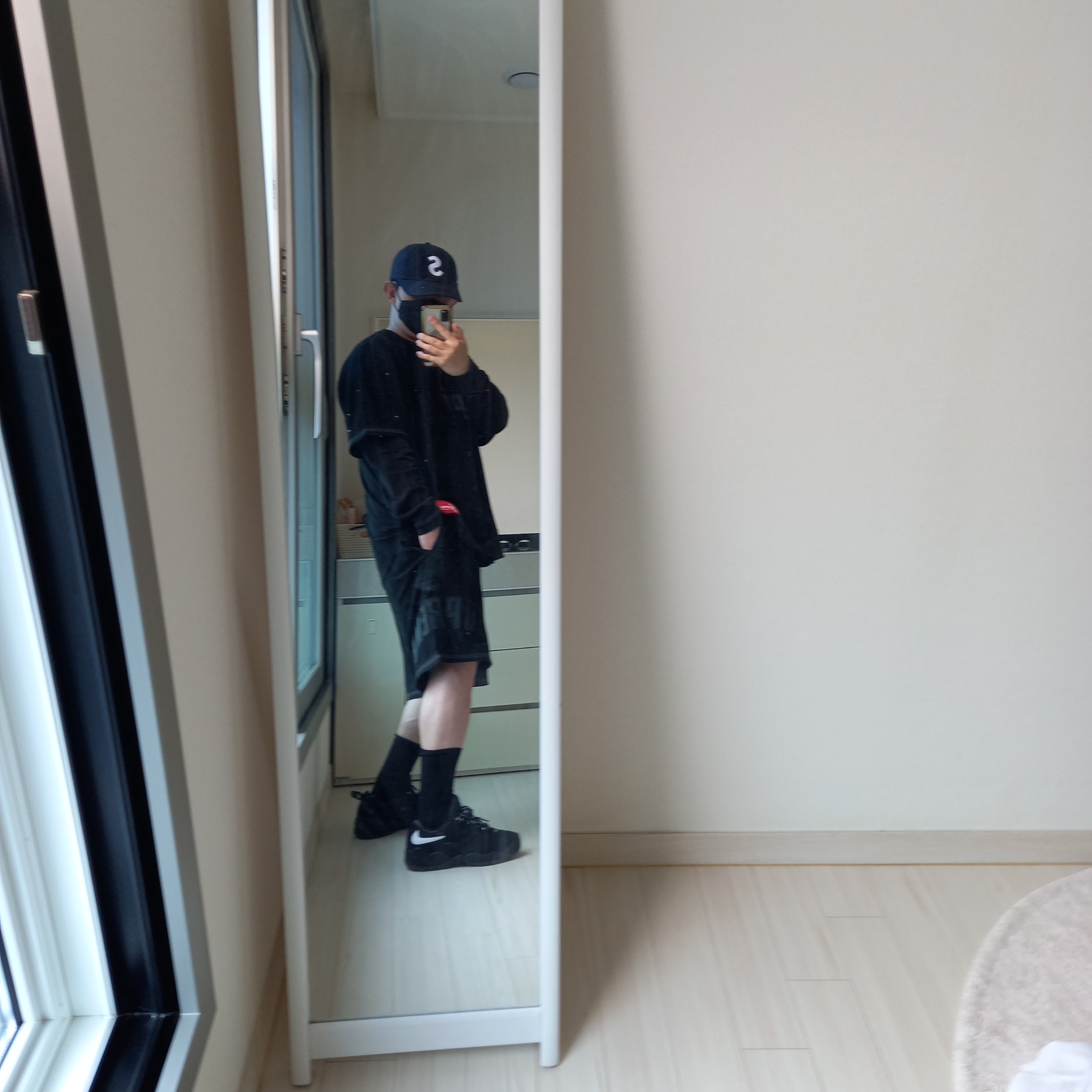 Supreme Seersucker S Logo 6-Panel Black - 24SS, Supreme Ultrasuede Mesh Baseball Jersey Black - 24SS 착용 스타일 - 4