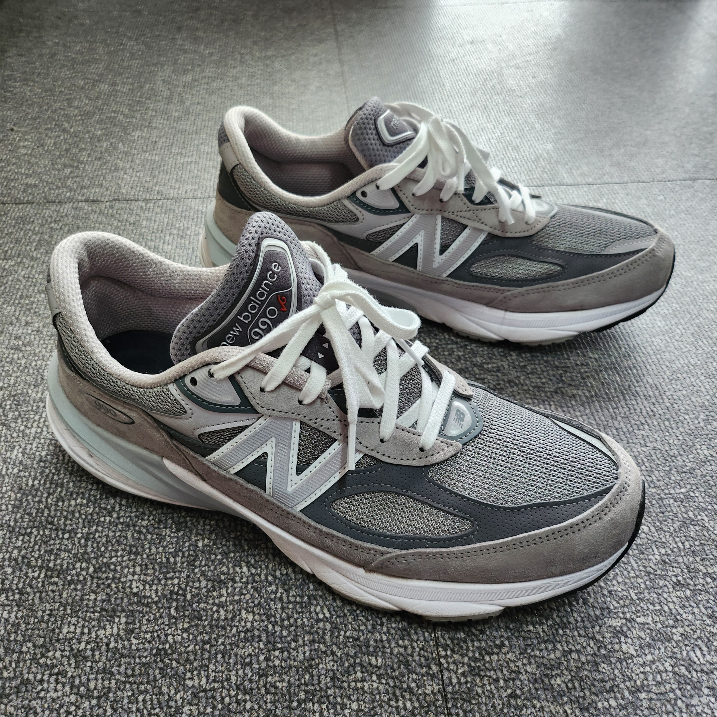 New Balance 990v6 Made in USA Grey - D Standard 착용 스타일