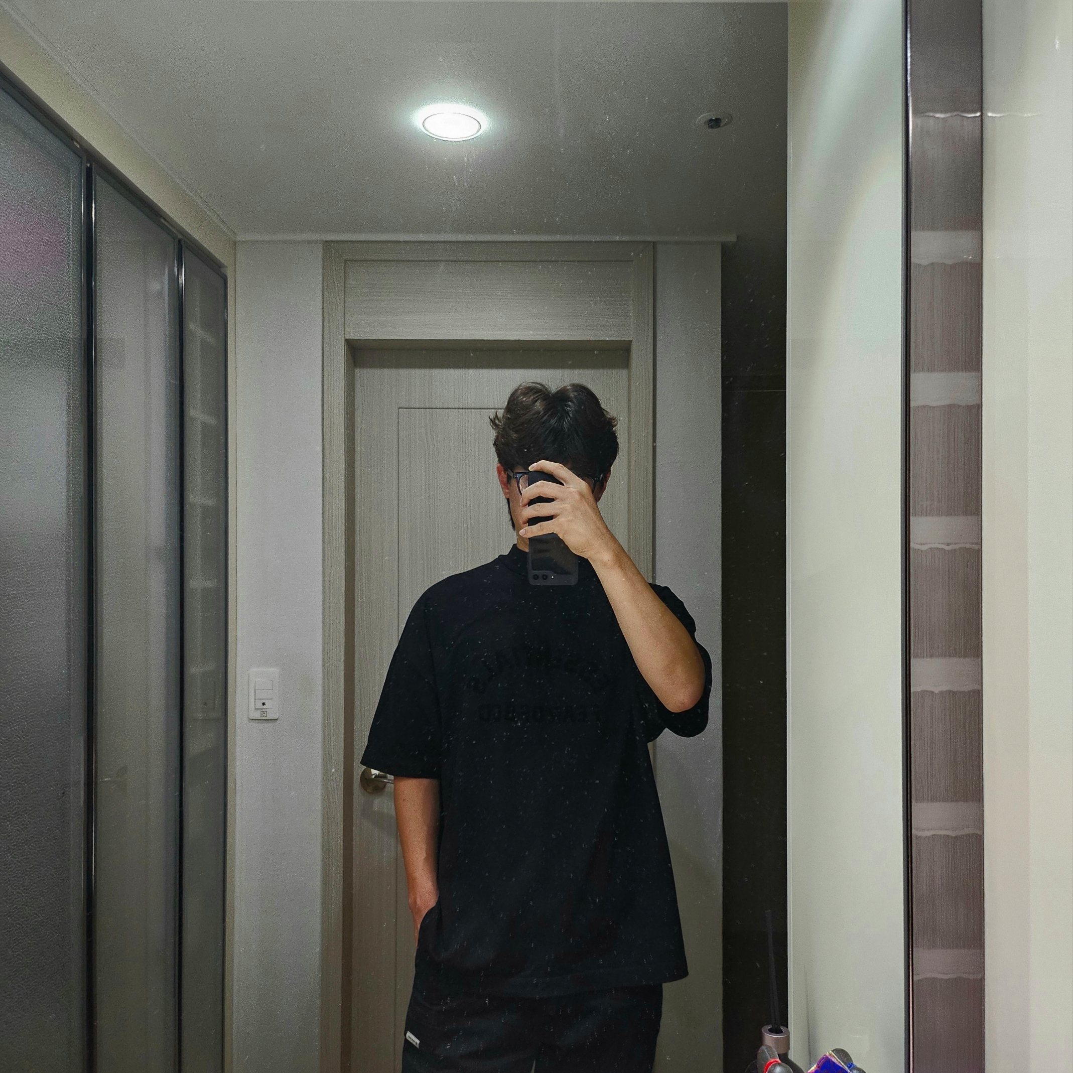 Essentials The Black Collection T-Shirt Black - 23SS 착용 스타일