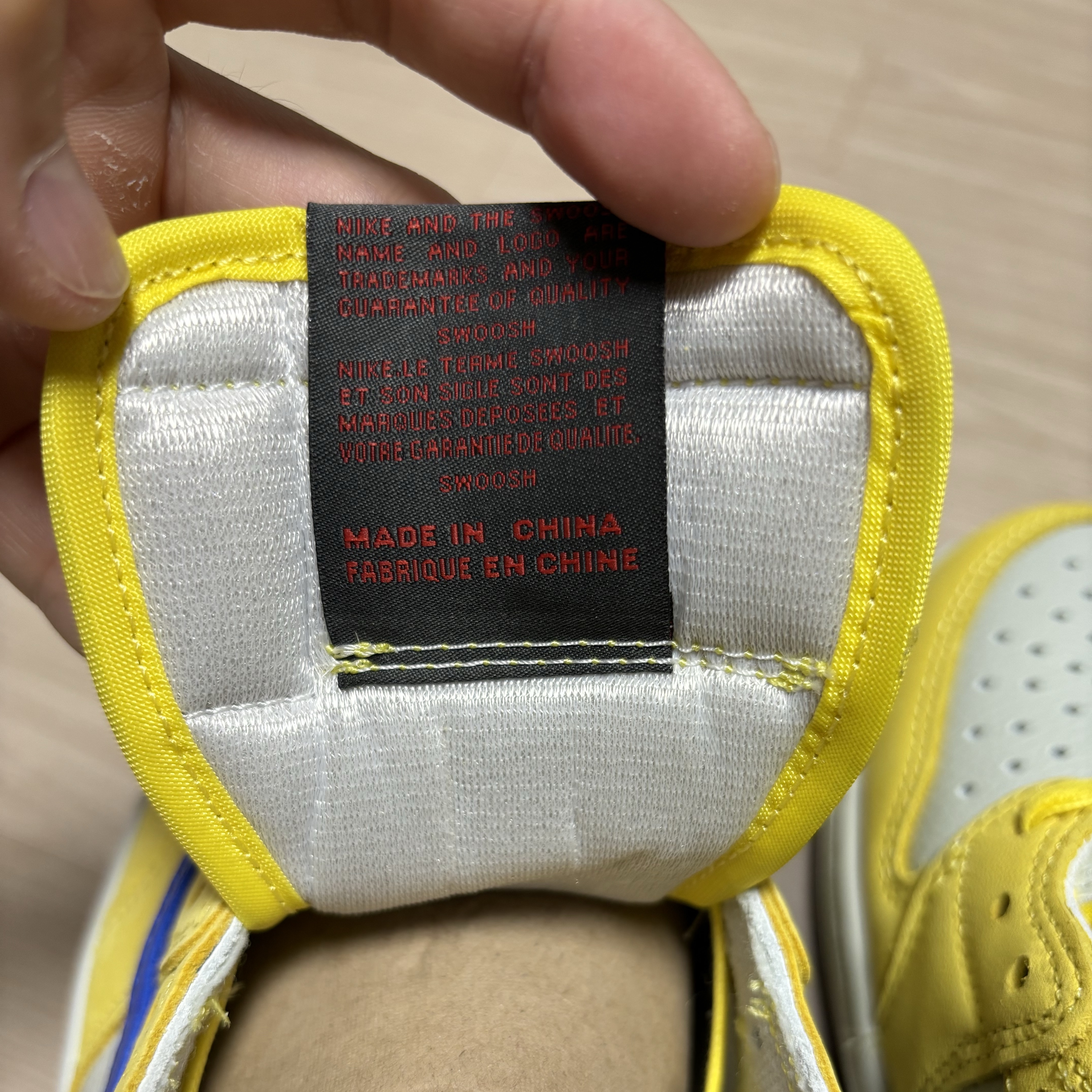 (W) Jordan 1 x Travis Scott Retro Low OG SP Canary 착용 스타일 - 7