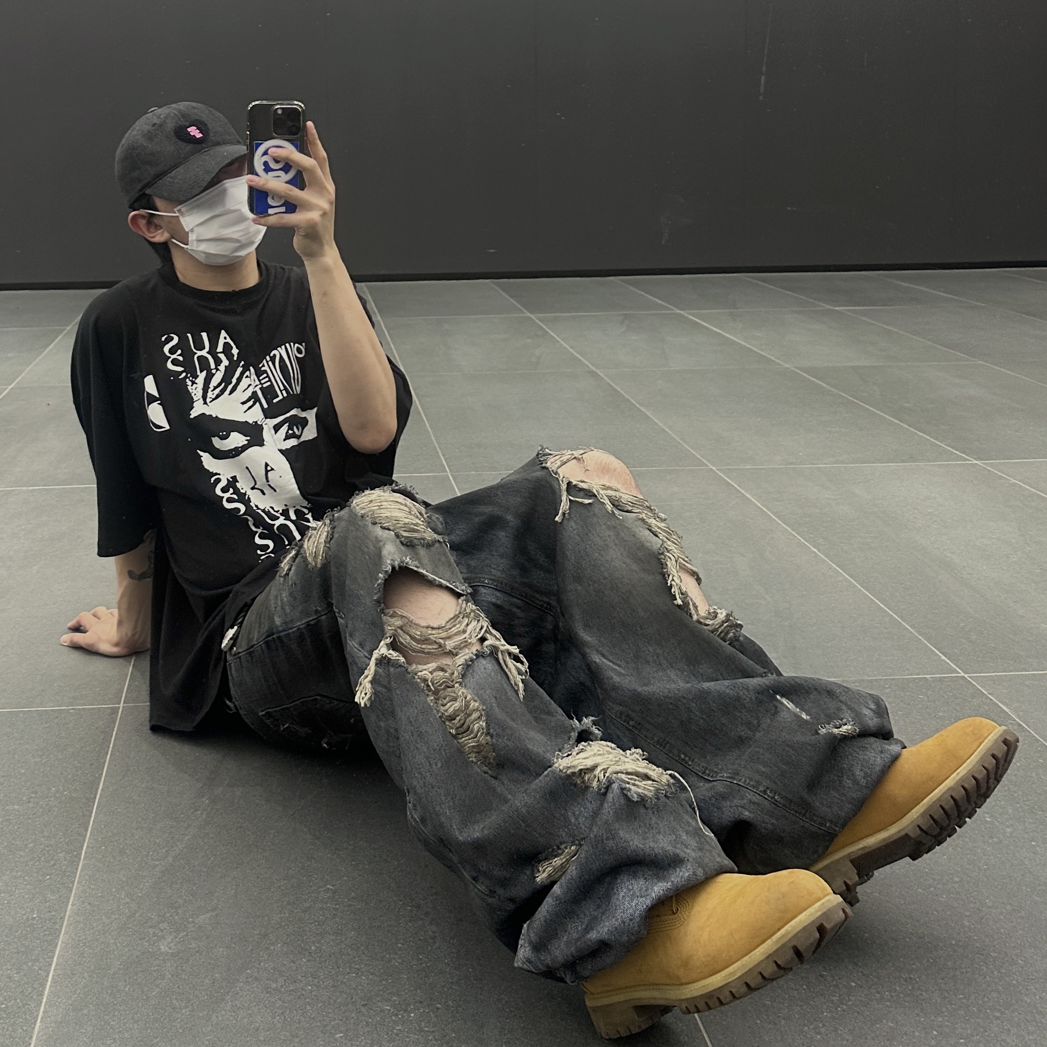 Timberland x Comme des Garcons Shirt x Supreme 6 Inch Boot Wheat - Medium 착용 스타일 - 2