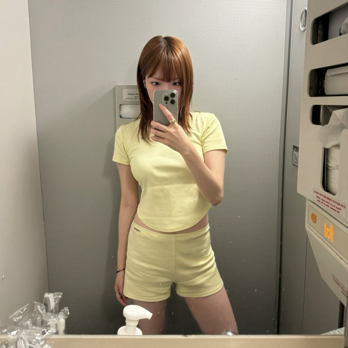 Studiotable Round Hem Simbol Top Soft Pink, Studiotable Jersey Shorts Pink 착용 스타일