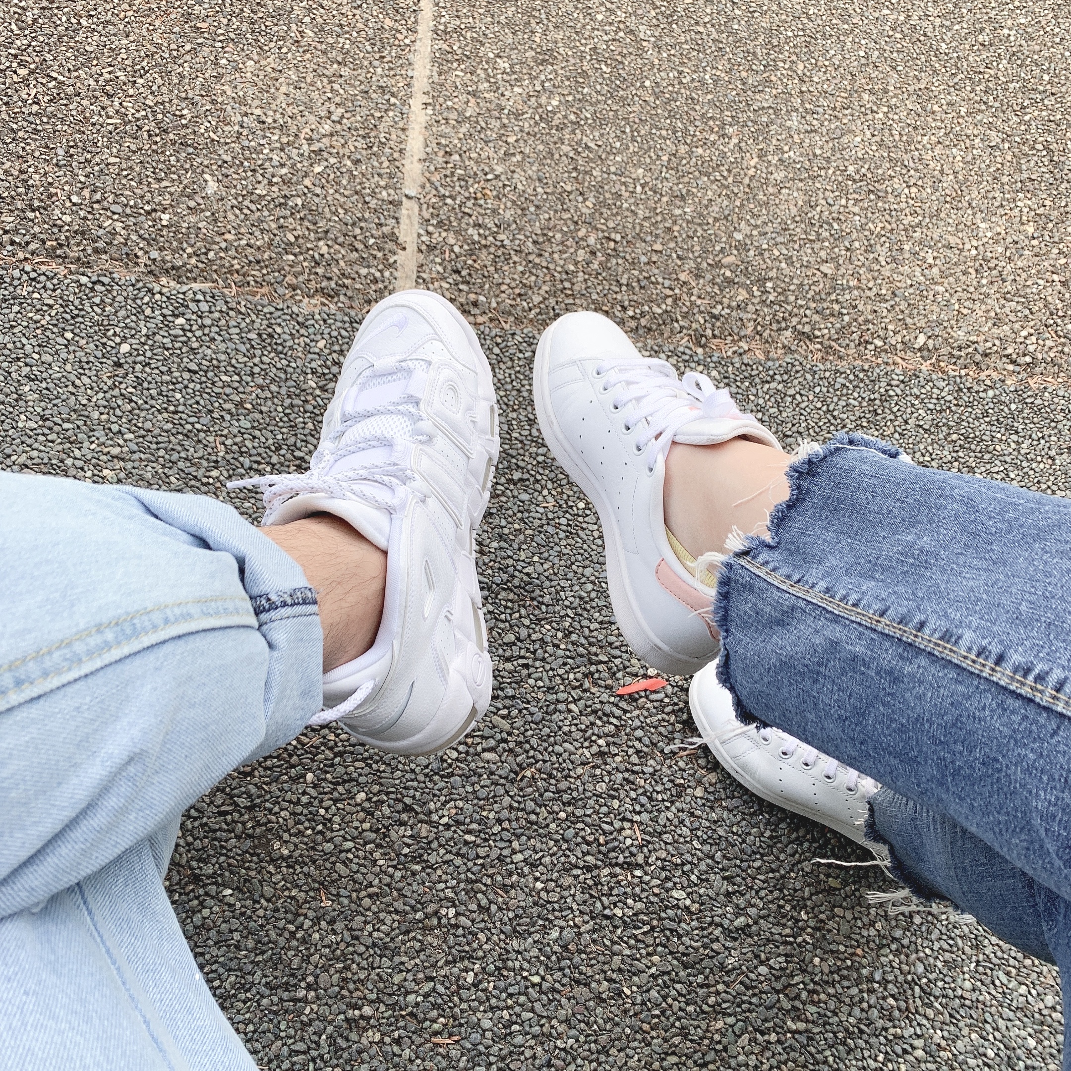 Nike Air More Uptempo Triple White, Adidas Stan Smith Vapor Pink 착용 스타일