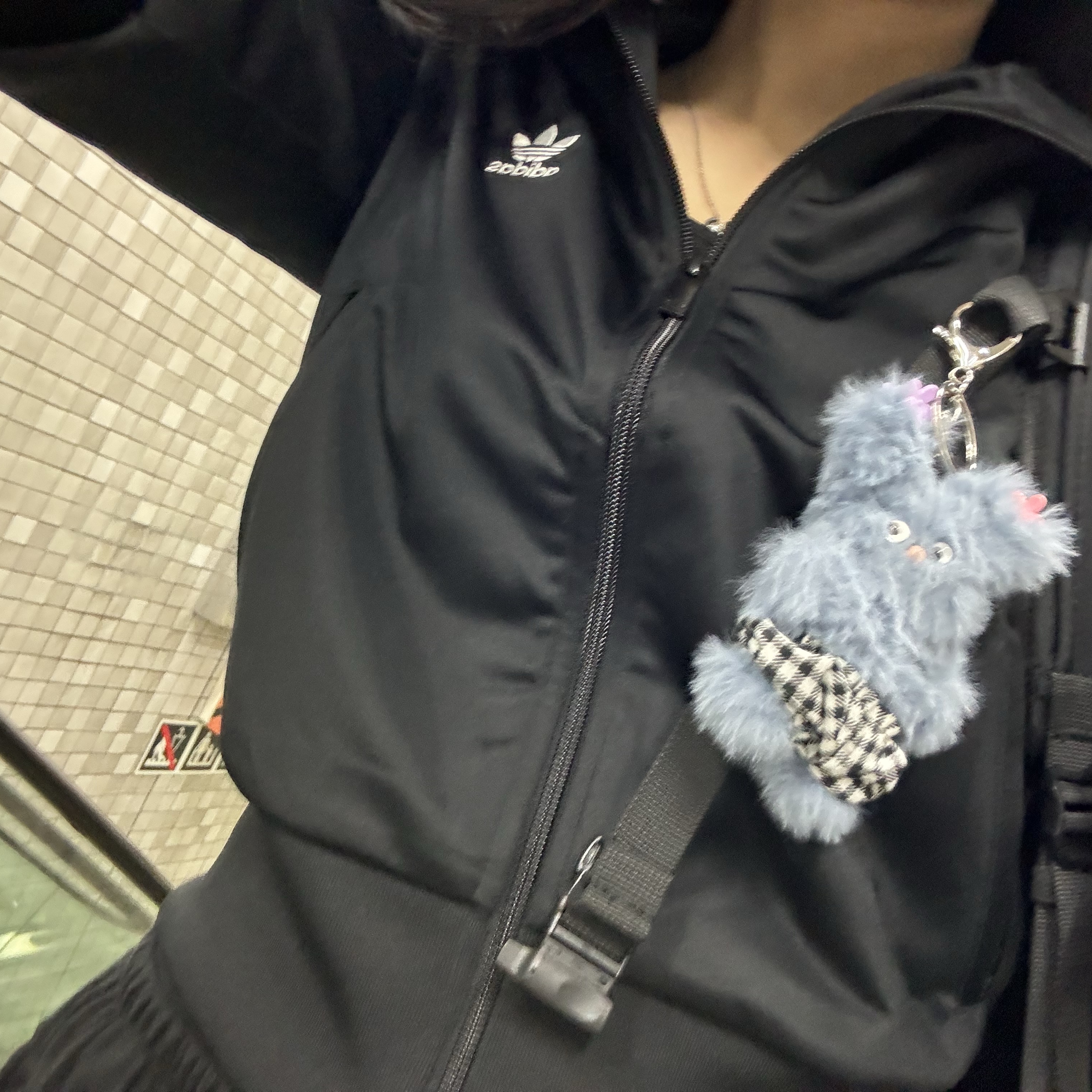 (W) Adidas Adicolor Classic Firebird Track Top Black - KR Sizing 착용 스타일 - 1