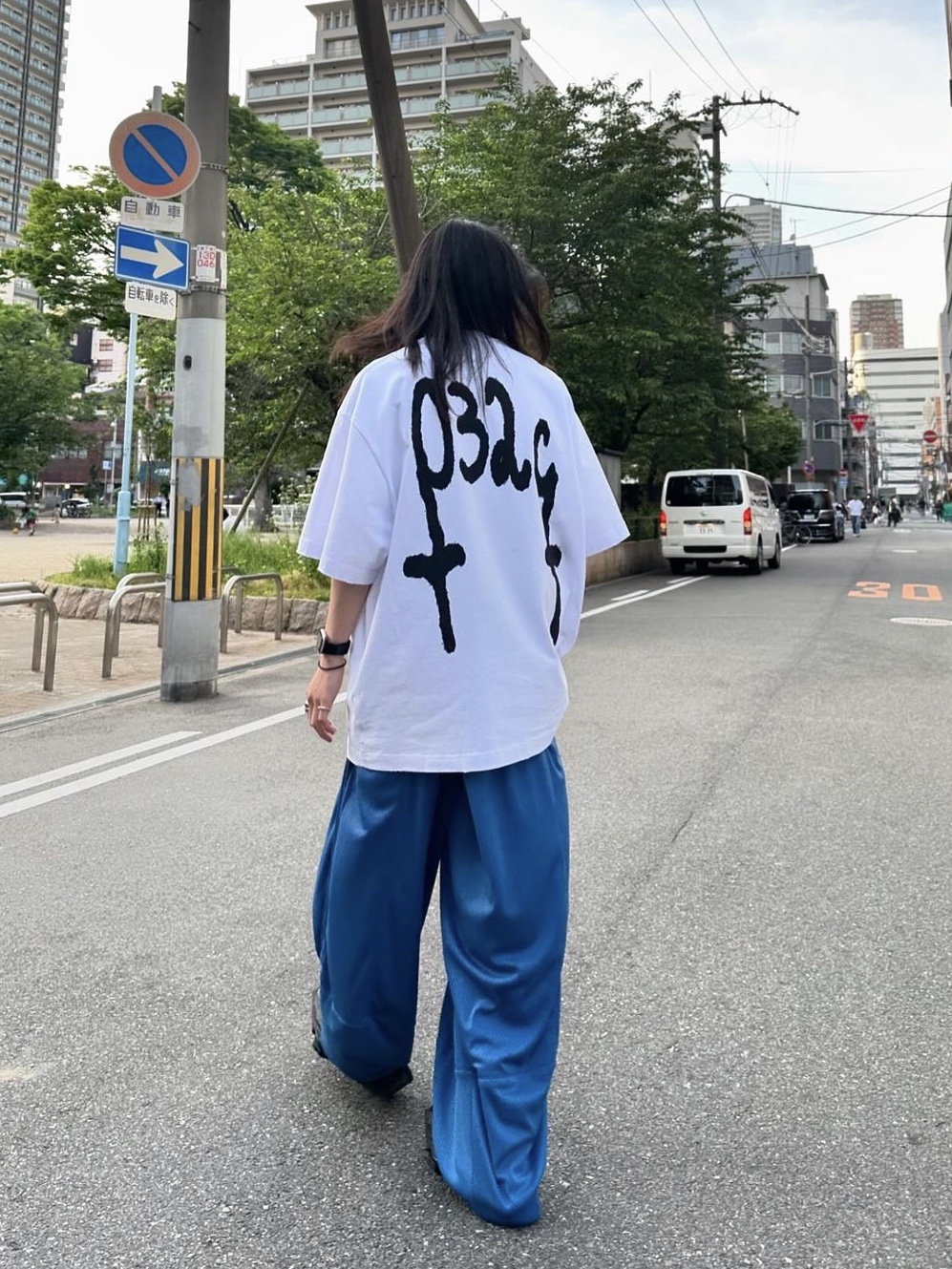 032c Mayhem Oversized T-Shirt White 착용 스타일 - 2