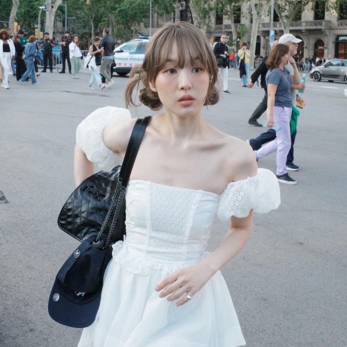 [KREAM 단독 / 예약 배송] FLETTA 89 Lace Top Dress Mini 착용 스타일