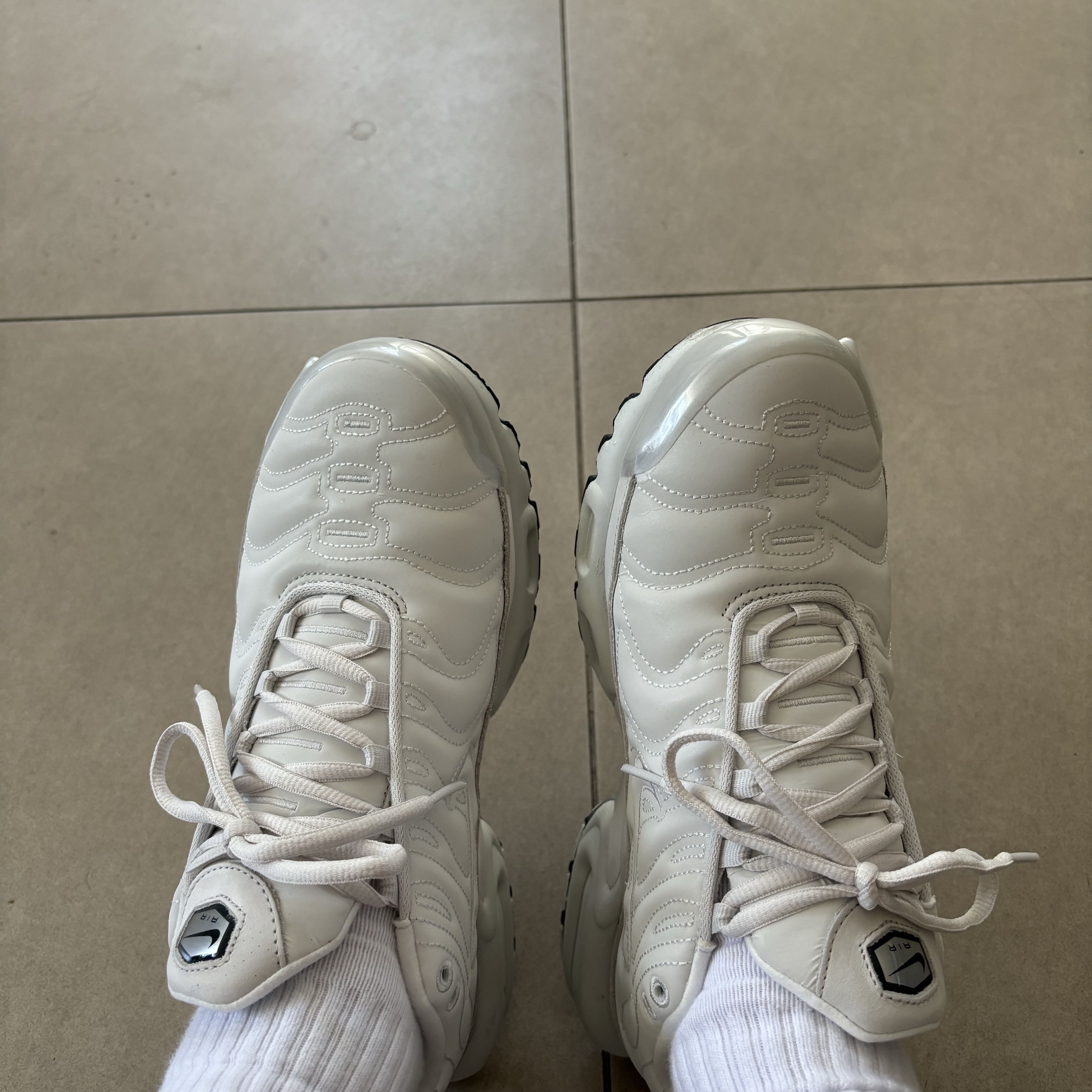 (W) Nike Air Max Plus Platinum Tint 착용 스타일