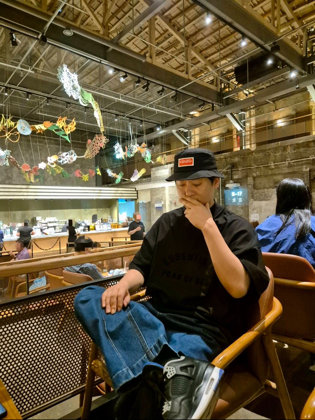 Kenzo Paris Sun Hat Black, Essentials The Black Collection T-Shirt Black - 23SS 착용 스타일 - 4