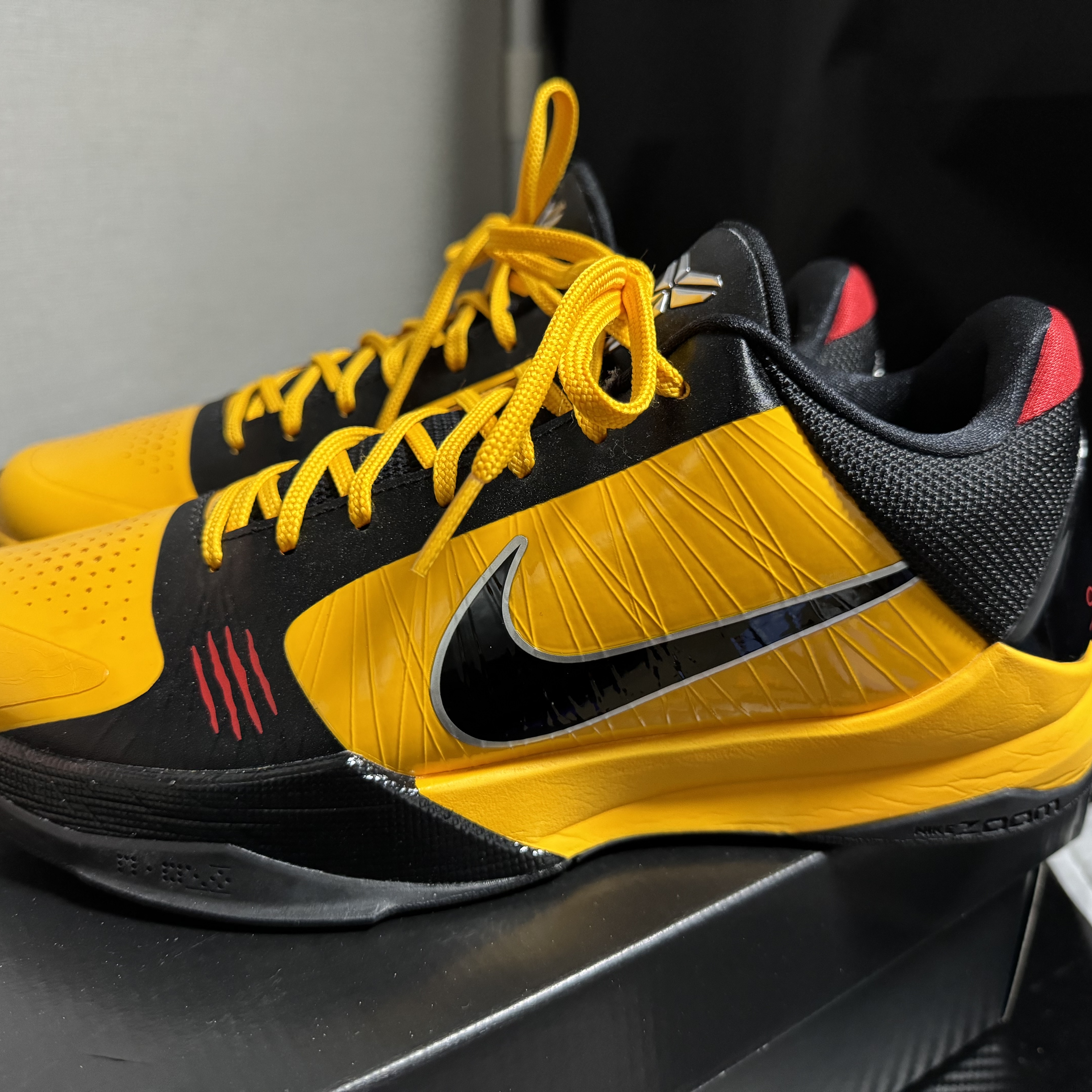 Nike Kobe 5 Protro Bruce Lee 착용 스타일