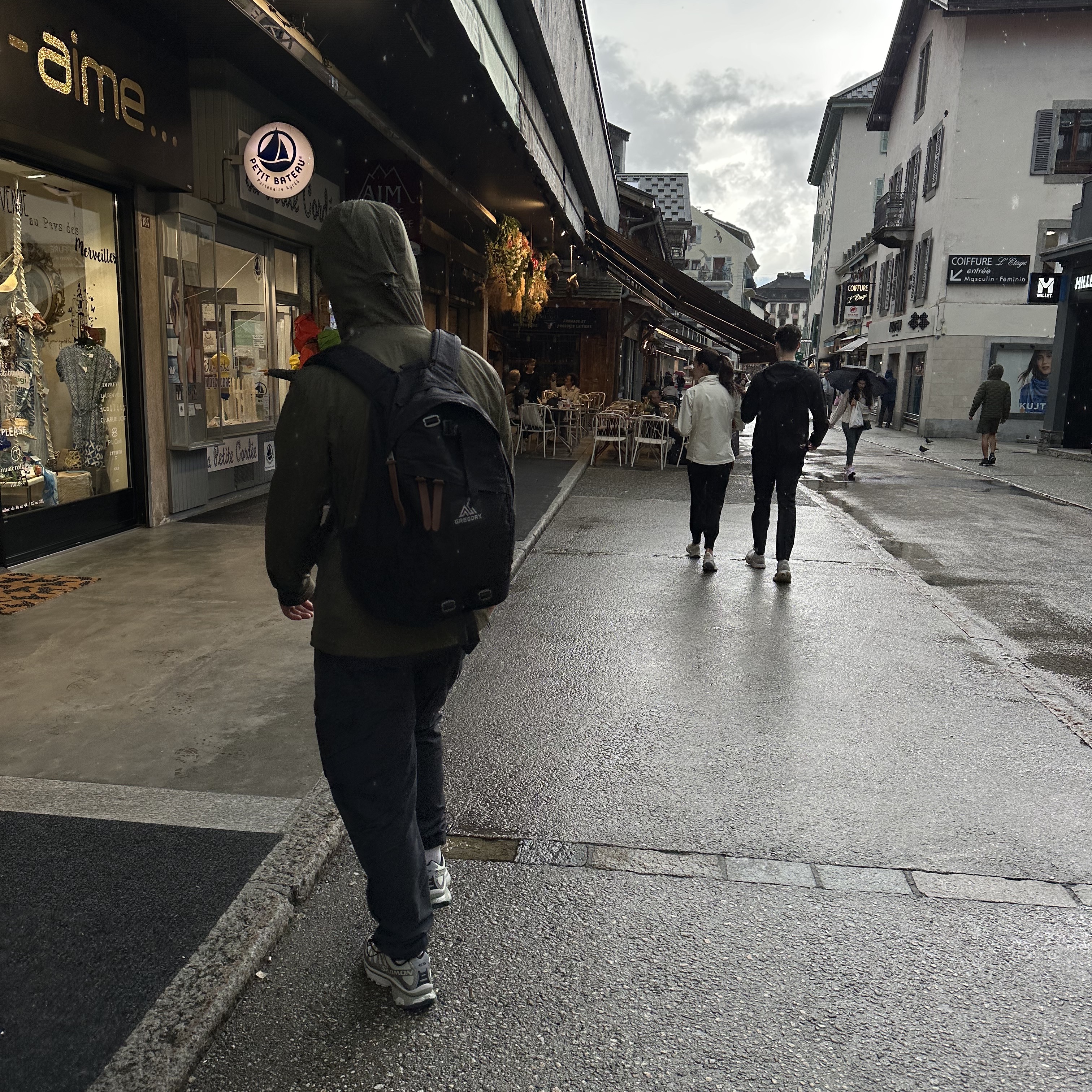 Arc'teryx Atom SL Hoody Tatsu, Salomon XT-4 OG Carbon Celadon Green 착용 스타일 - 3