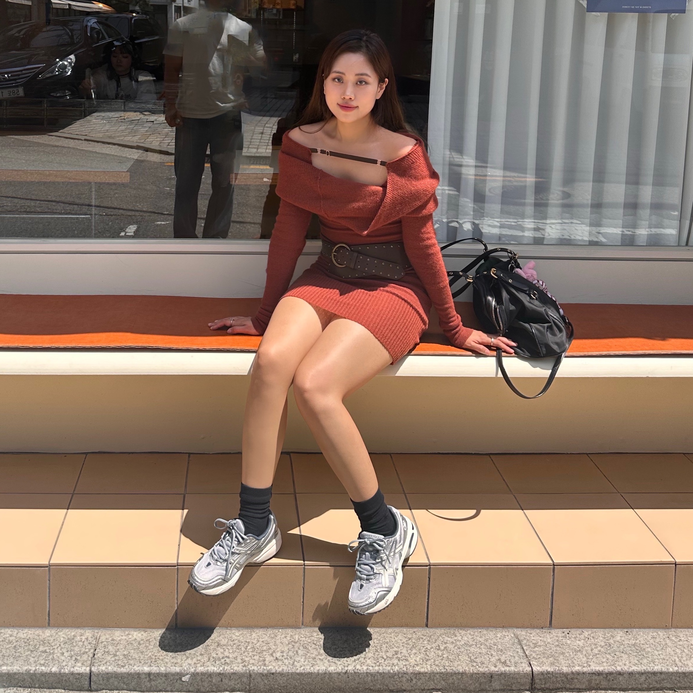 Asics Gel-1090 Piedmont Grey, (W) Jacquemus La Robe Sierra Long Sleeve Lingerie Dress Brown 착용 스타일 - 4