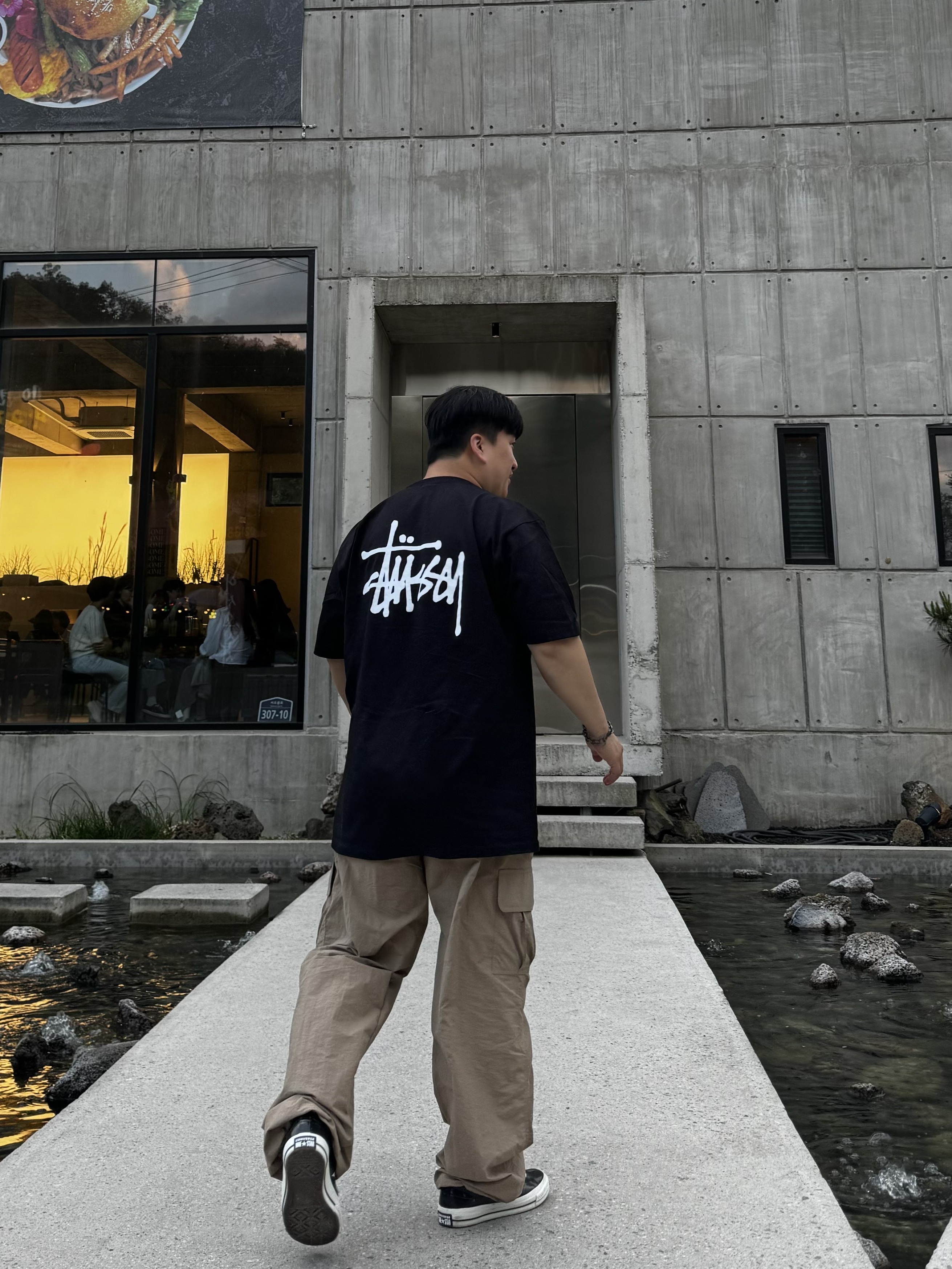 Stussy Basic Stussy T-Shirt Black 2023 착용 스타일