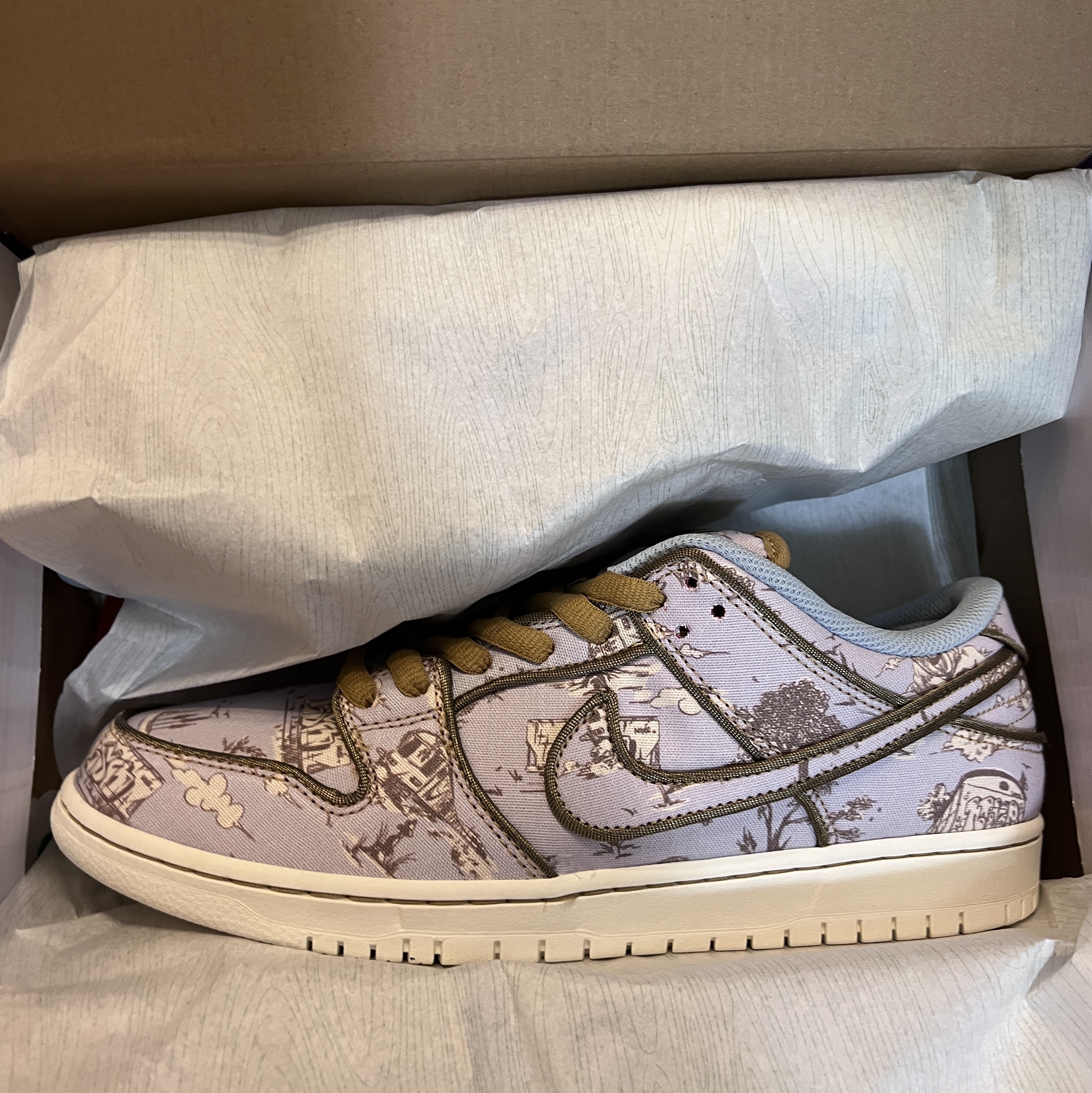 Nike SB Dunk Low Pro Premium Toile, Polyteru Human Index Human Jumbo 1/2 T-Shirt Gray 착용 스타일 - 1