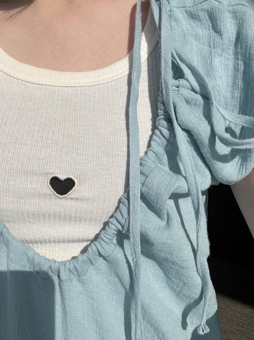 Baserange Women Heart Tank Undyed 착용 스타일