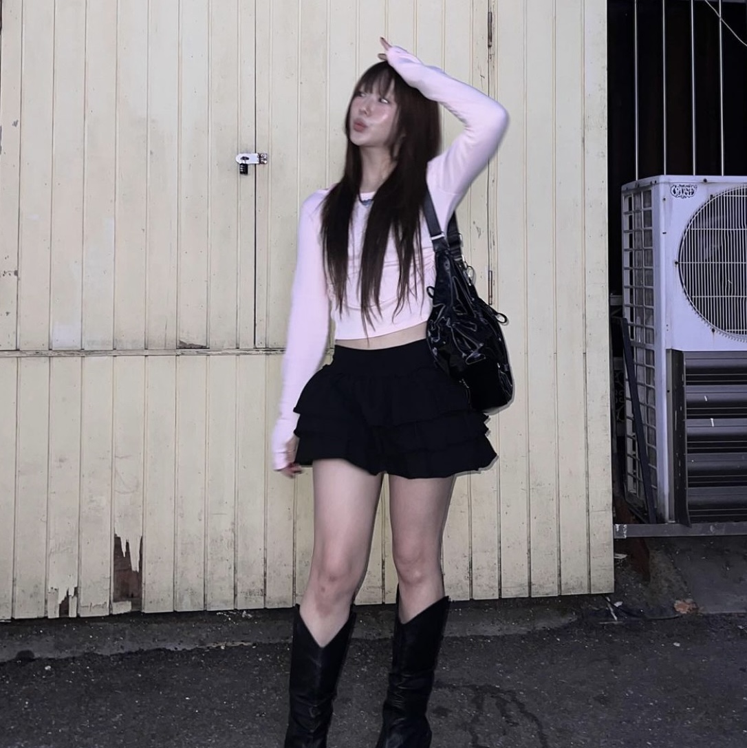 For Appeal String Ribbon Large Hobo Bag Glossy Black, For Appeal String Ribbon Large Hobo Bag Silver 착용 스타일