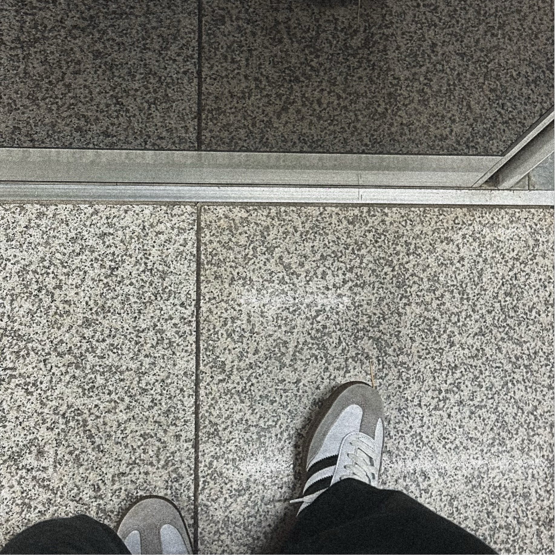 Adidas Samba OG Cloud White 착용 스타일