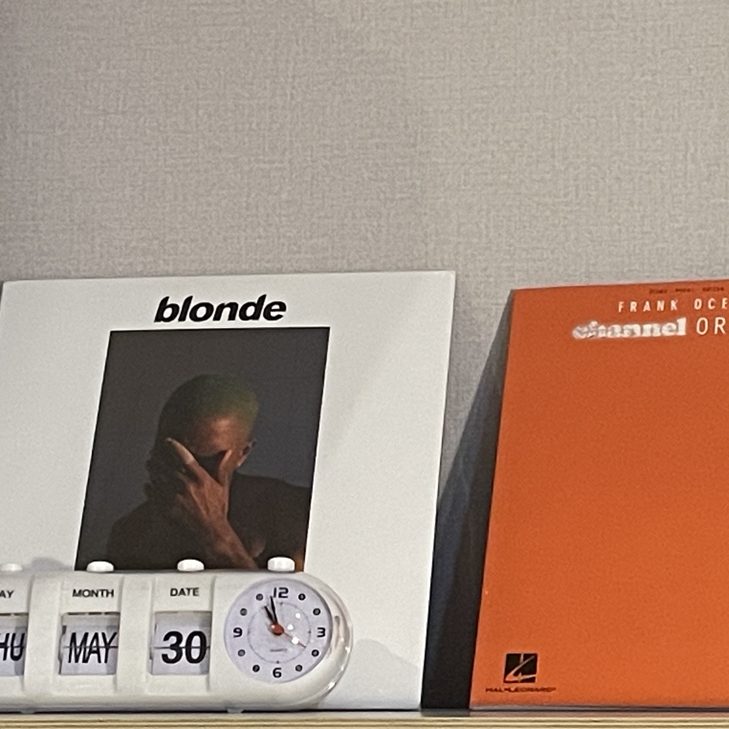 Frank Ocean Blonde Black (2LP) 착용 스타일
